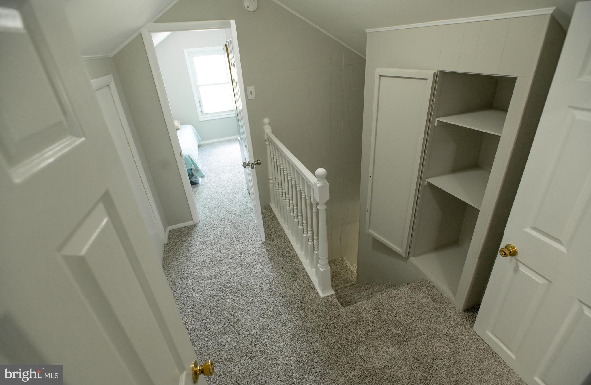 CAROLE HIGHLANDS - Residential