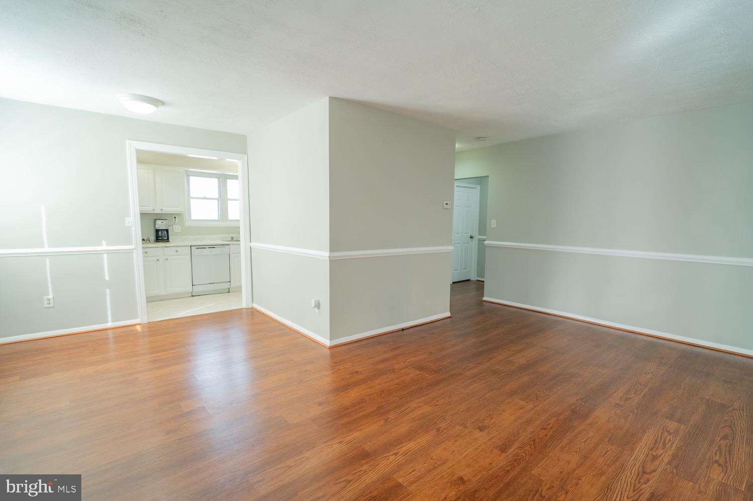 CAROLE HIGHLANDS - Residential