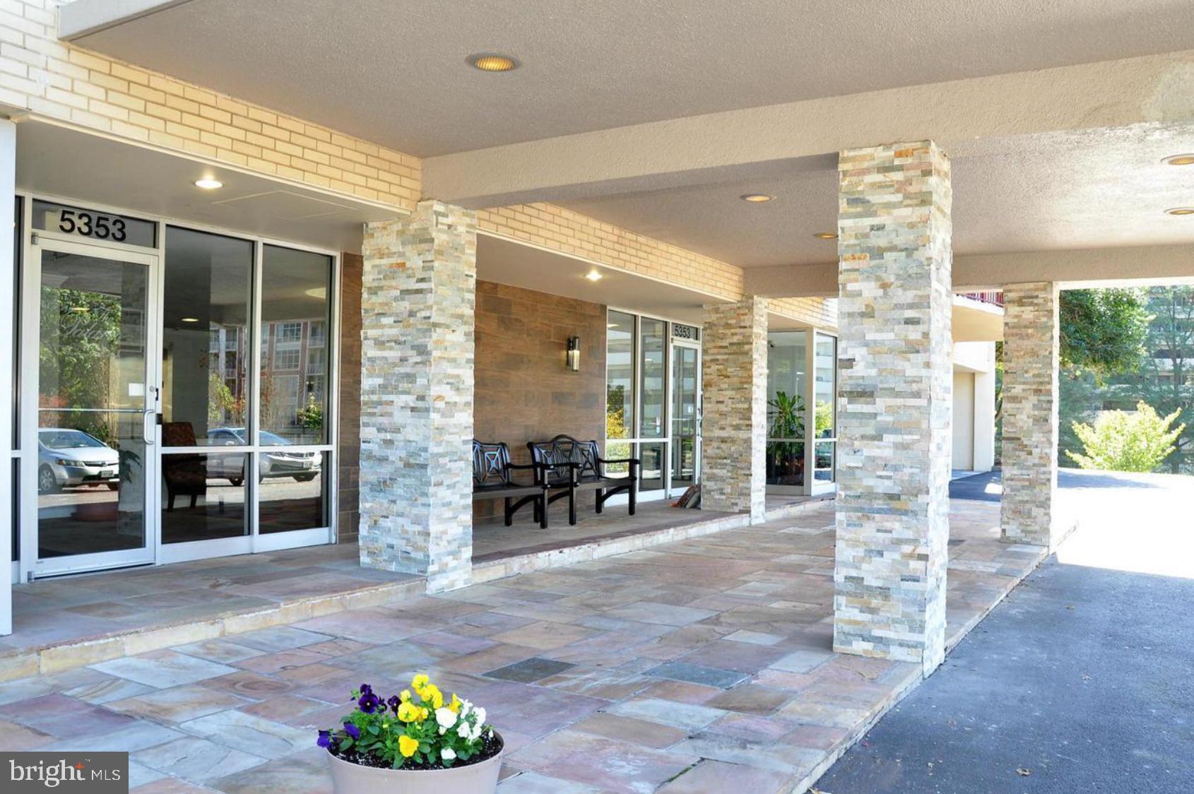 THE PALAZZO - Residential Lease