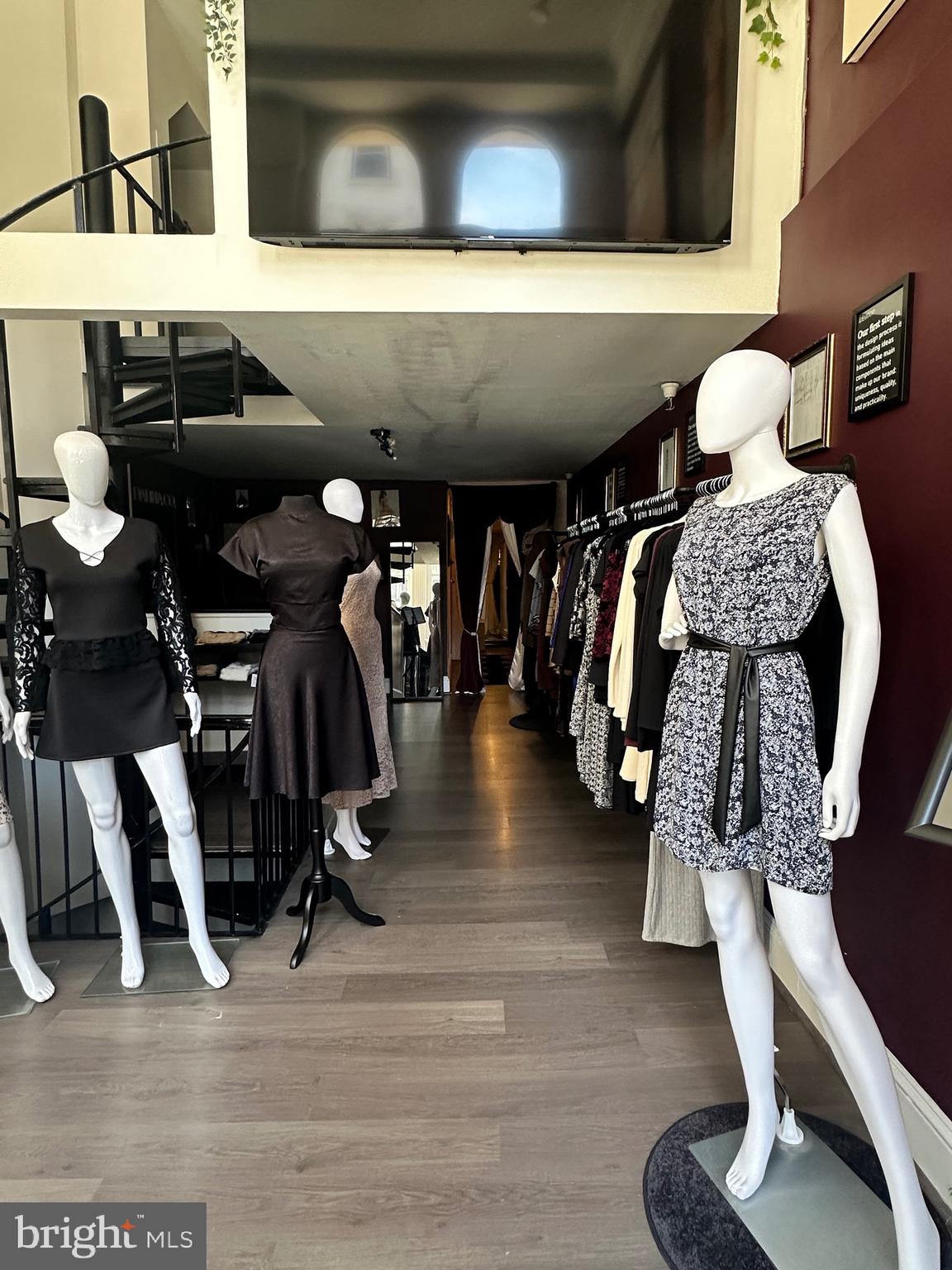 OLD CITY - Commercial Lease