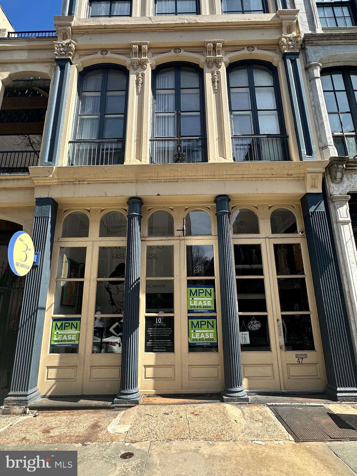 47 N 3rd St: ground floor retail space located in the heart of Old City, Philadelphia. Asking $2,500/month modified gross. 600 +/- SF at grade, plus usable mezzanine & lower level for storage. High ceilings, historic storefront windows, tons of natural light, hardwood floors and mezzanine. 30' of frontage on N 3rd St. The Old City Neighborhood is America's "most historic square mile", and is home to the region's most renowned museums, institutions, theaters and art galleries. This retail space is located two blocks form the 2nd St Station of the SEPTA Market Frankford subway line. Neighbors include: Starbucks, City Fitness, CVS, Lacquer + Lounge, PARISA, UPS & Fork.
All showings must be scheduled 24 hours in advance.