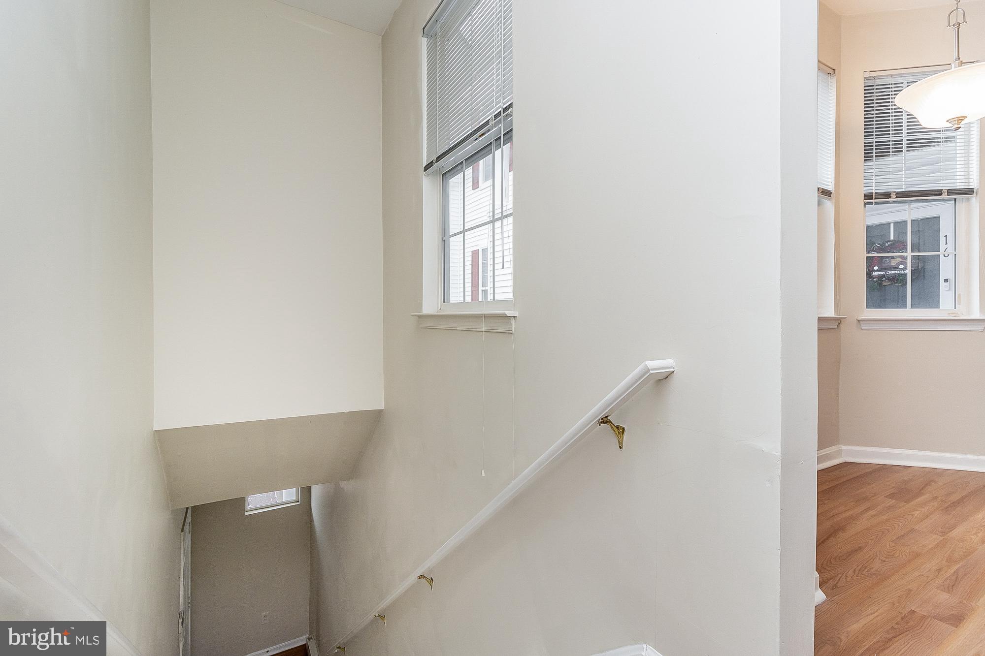 NEWTOWN - Residential