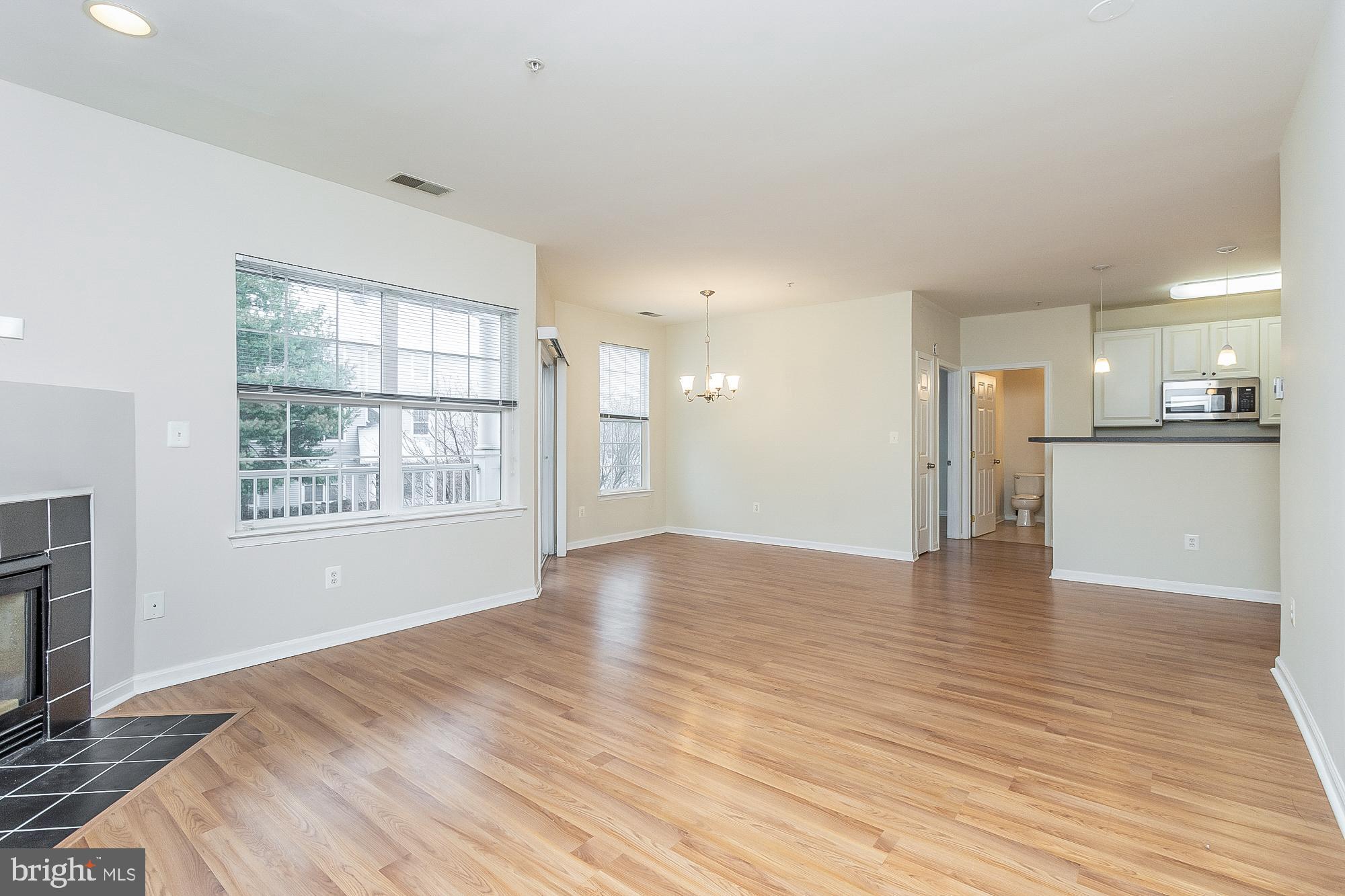 NEWTOWN - Residential