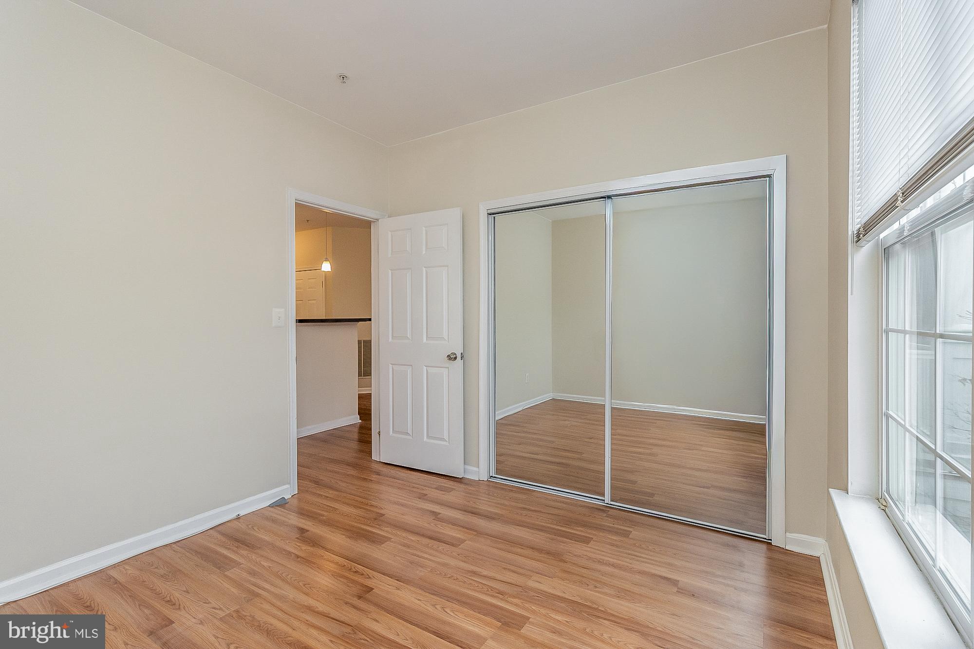 NEWTOWN - Residential