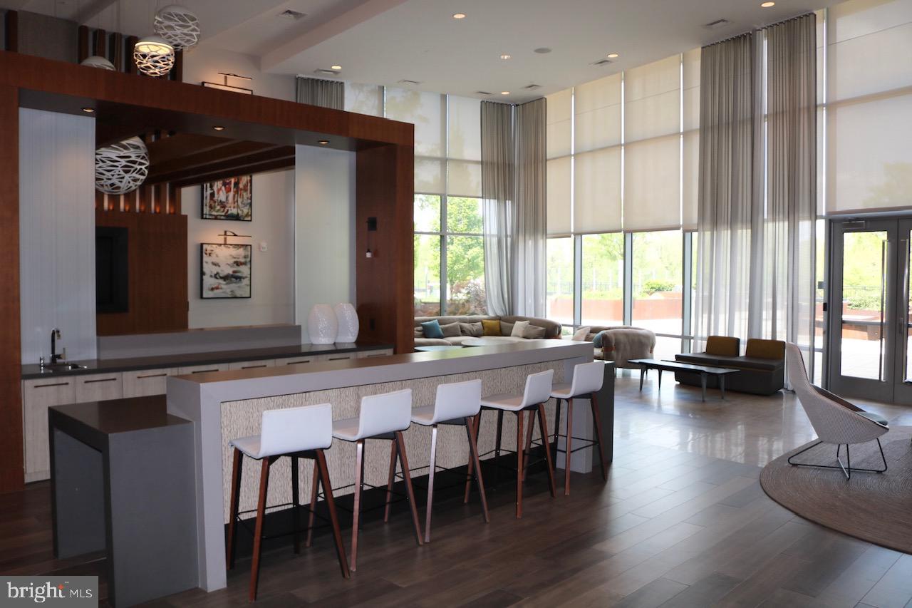 NATIONAL HARBOR - Residential Lease