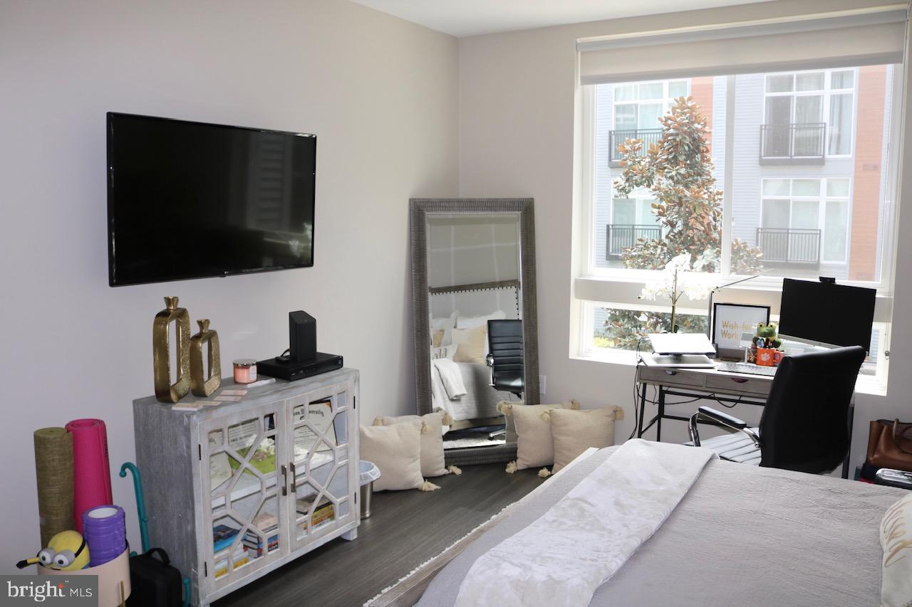 NATIONAL HARBOR - Residential Lease