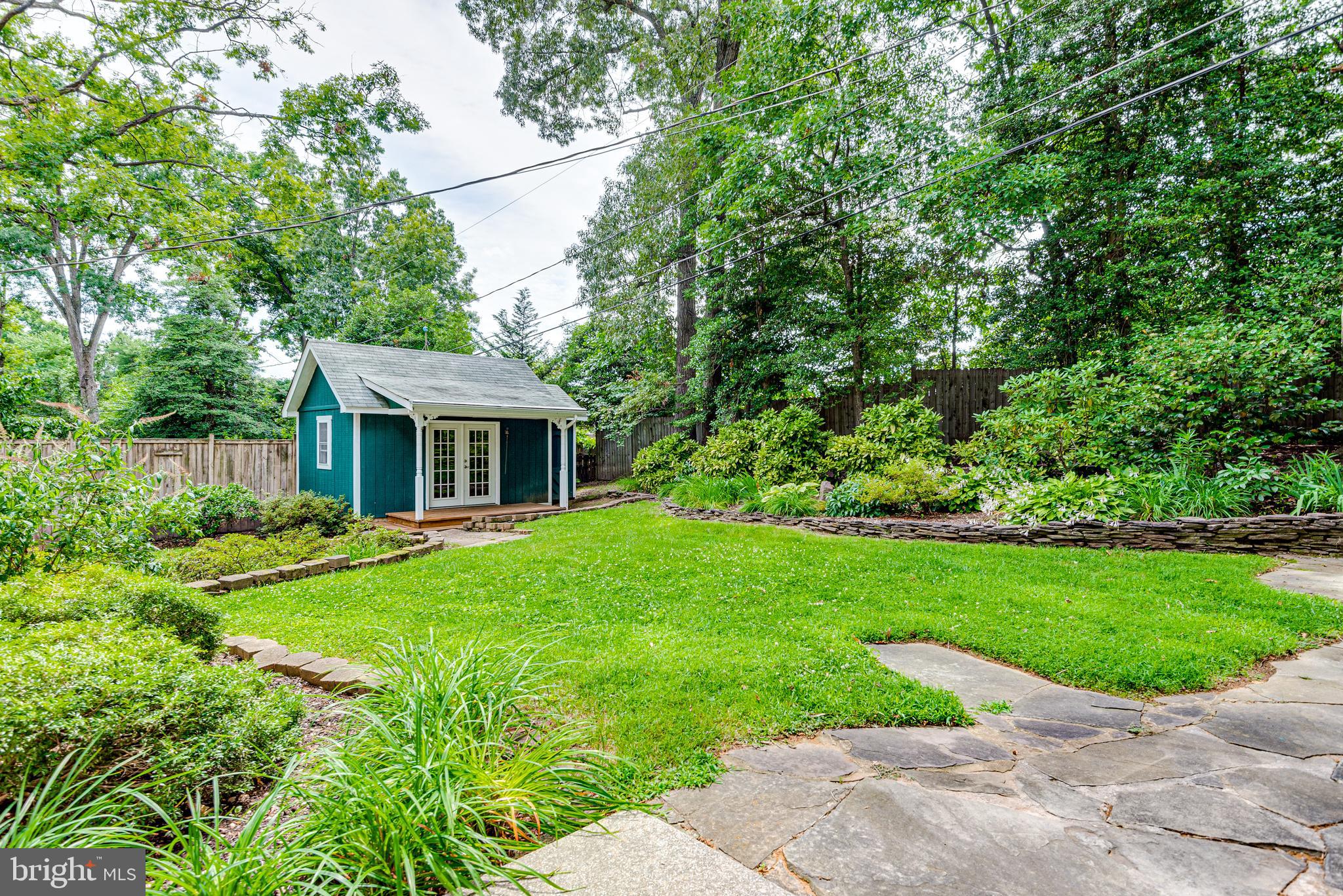 BENFIELD MANOR - Residential