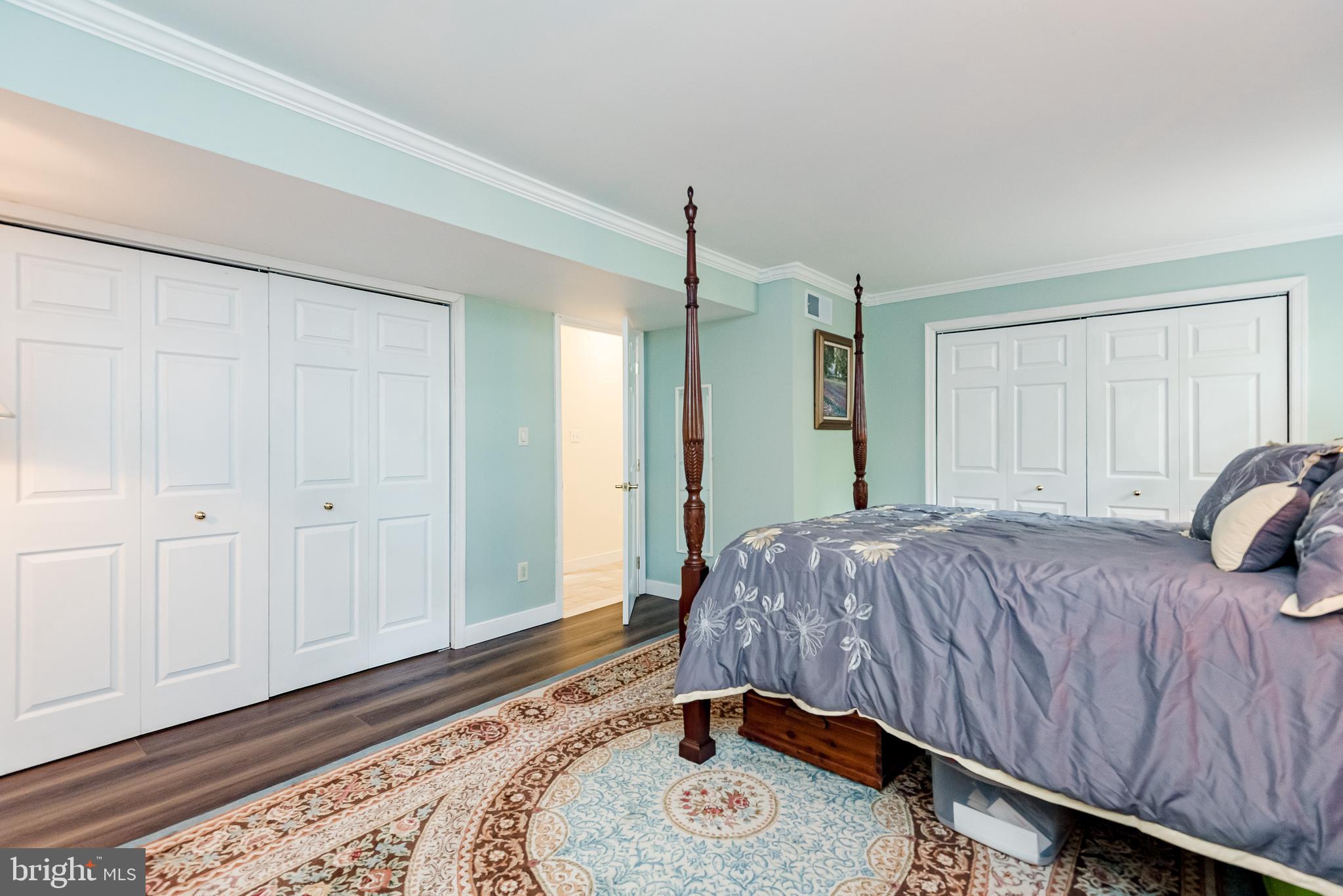 BENFIELD MANOR - Residential