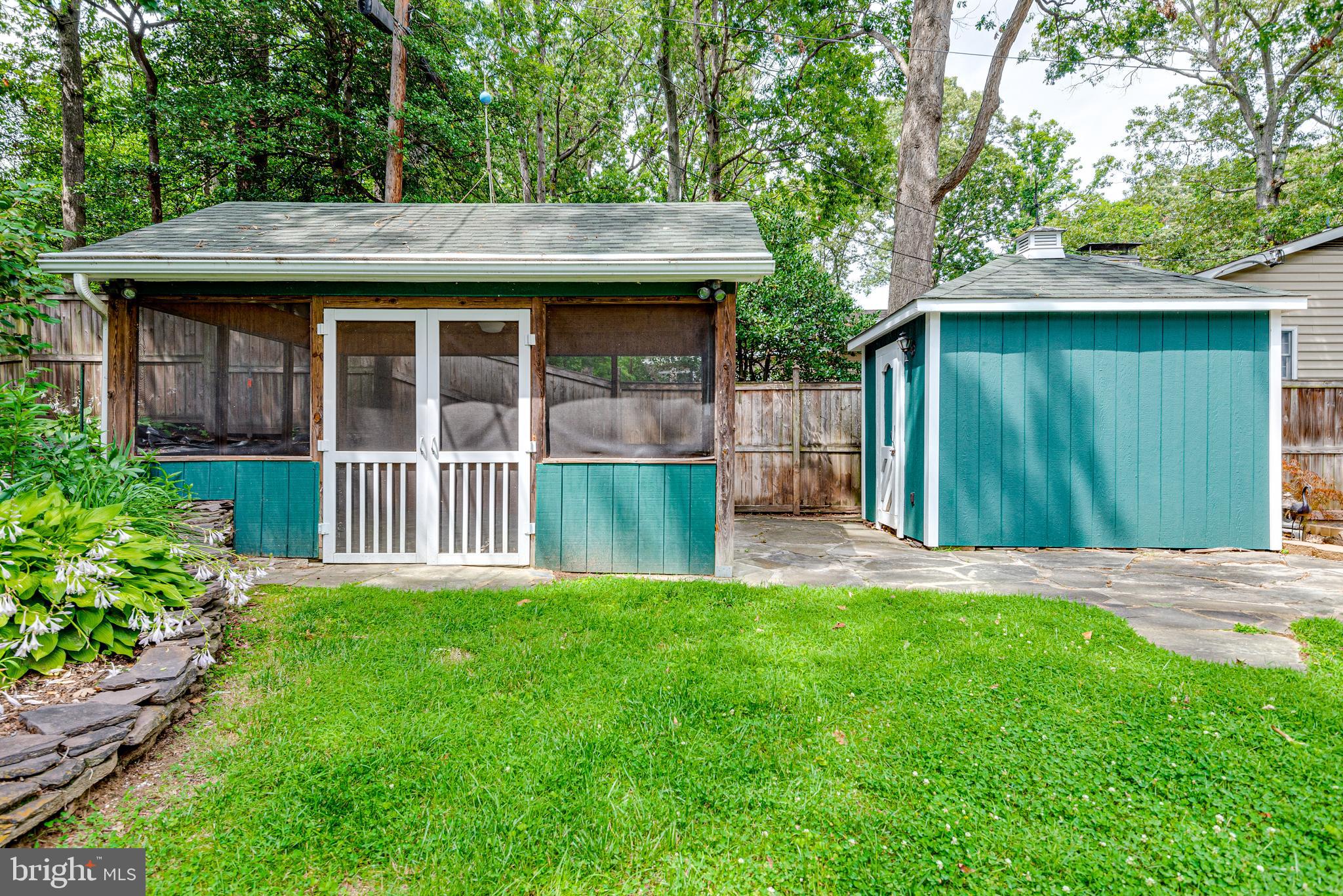 BENFIELD MANOR - Residential