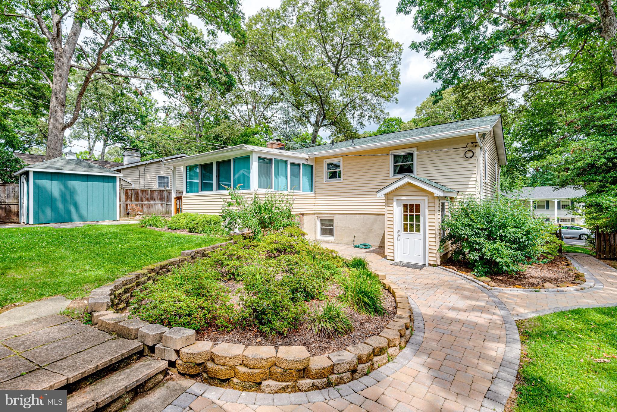 BENFIELD MANOR - Residential