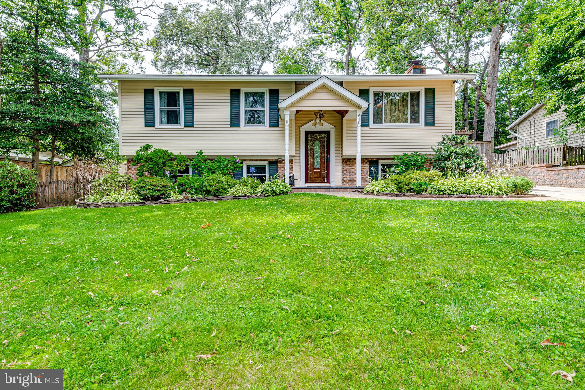 BENFIELD MANOR - Residential