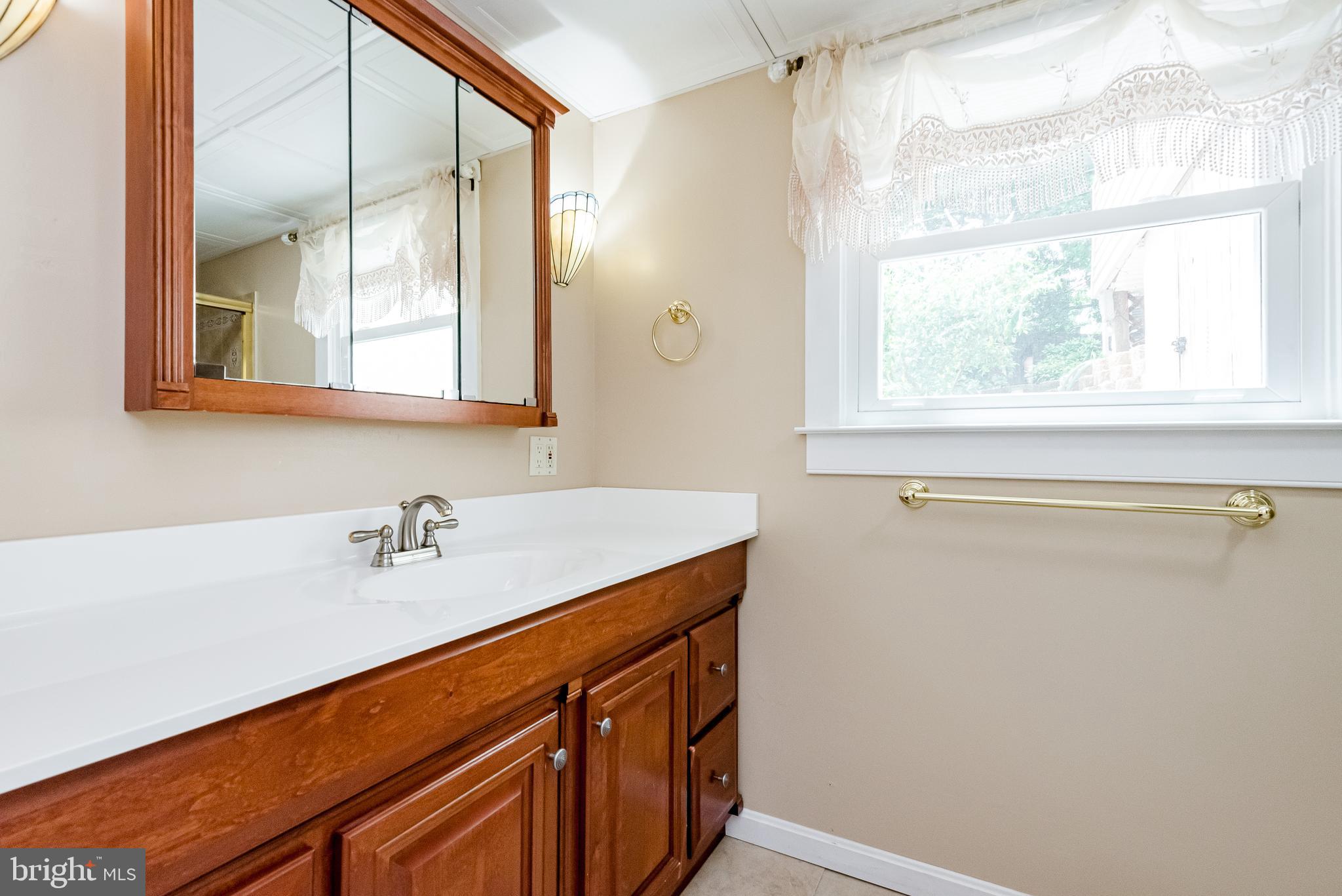 BENFIELD MANOR - Residential