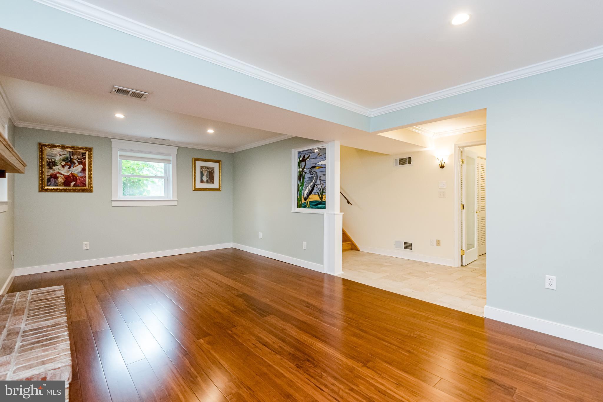 BENFIELD MANOR - Residential