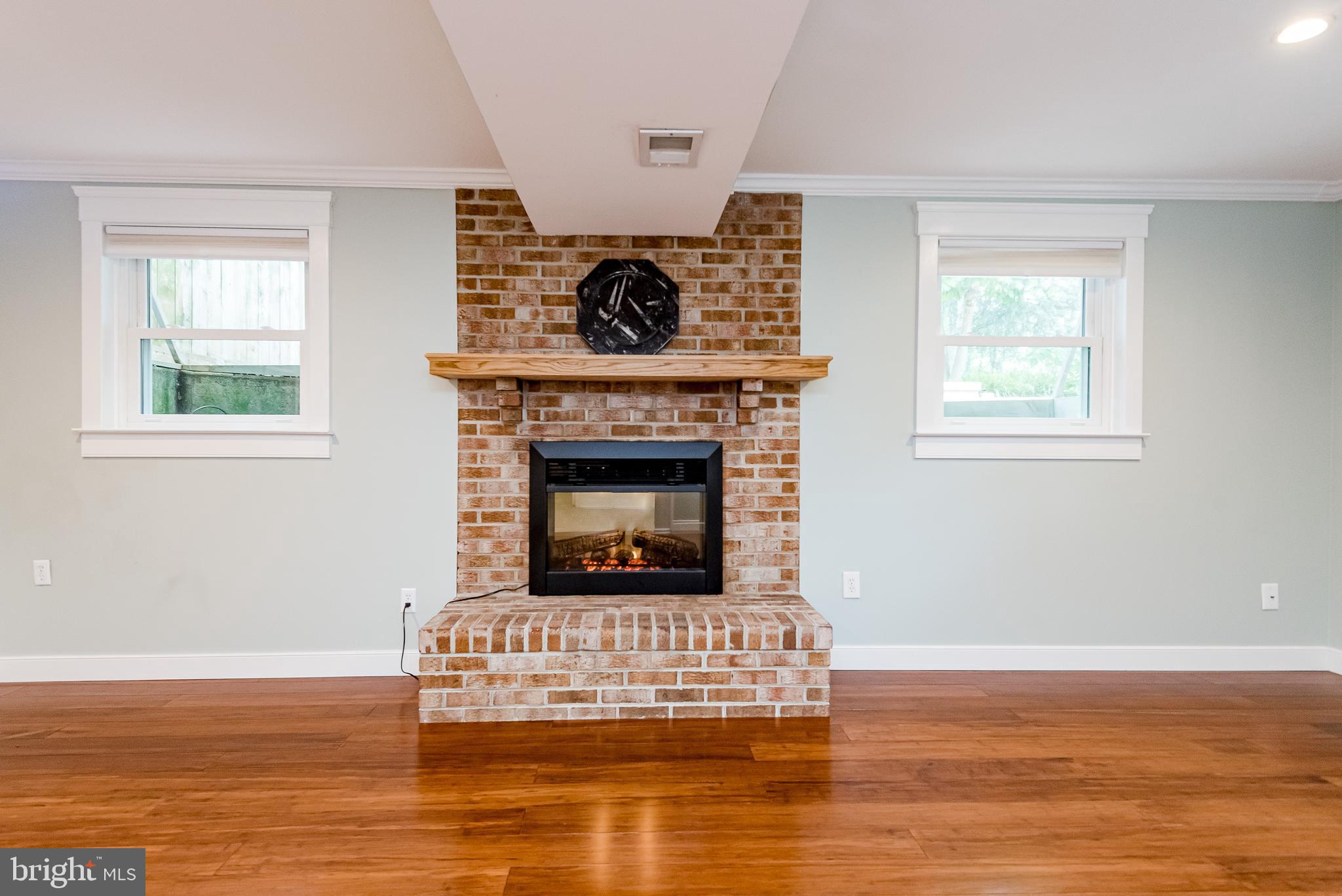 BENFIELD MANOR - Residential