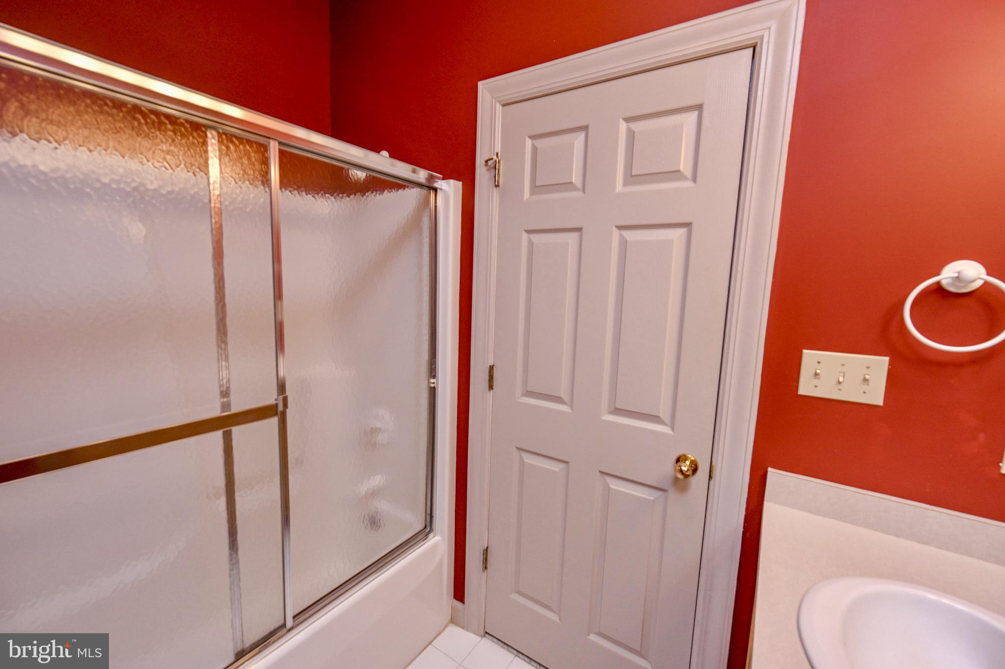 PARADISE FOUND - Residential