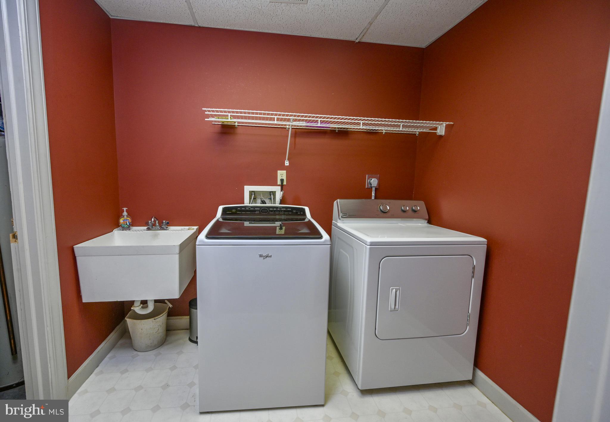 PARADISE FOUND - Residential