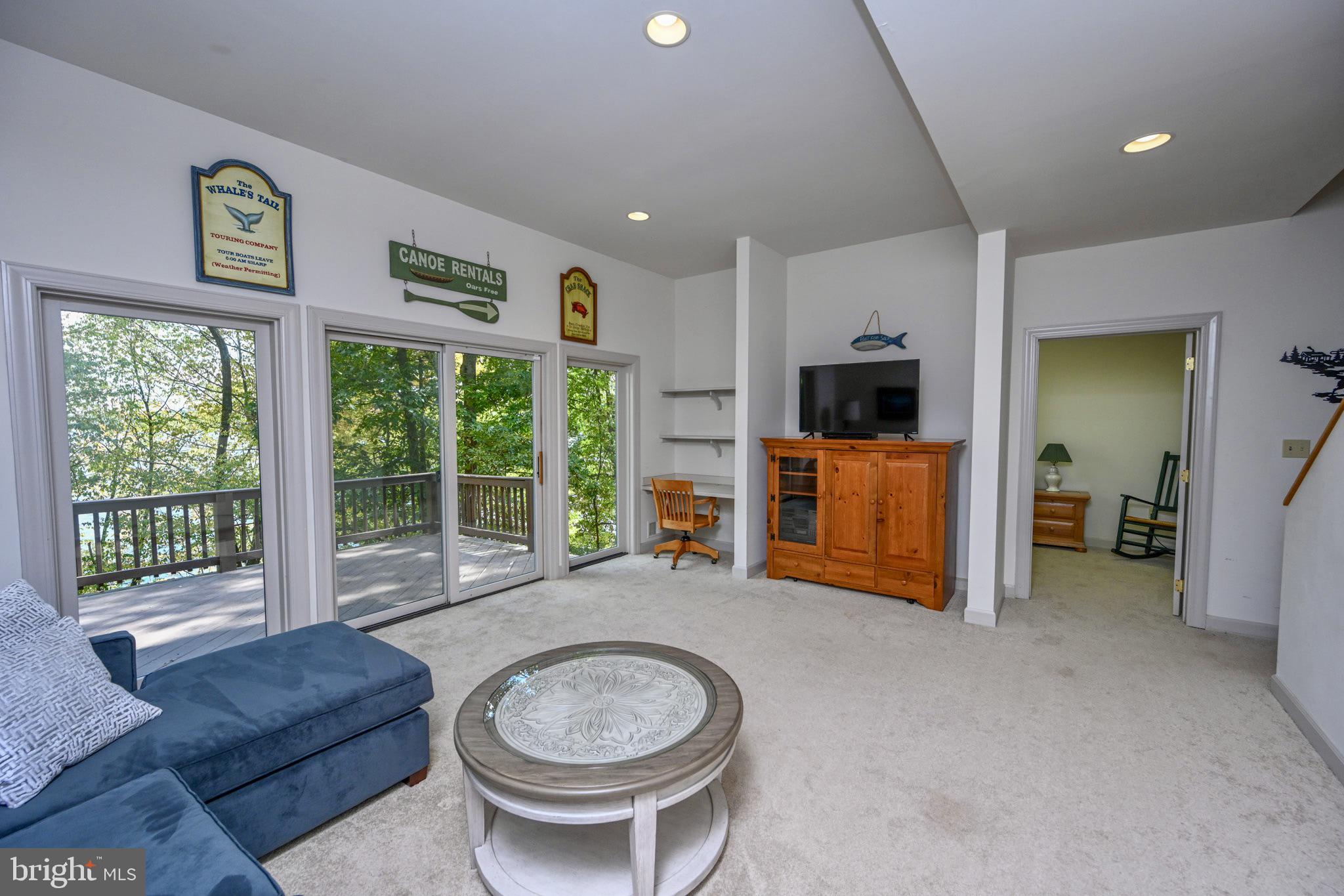 PARADISE FOUND - Residential