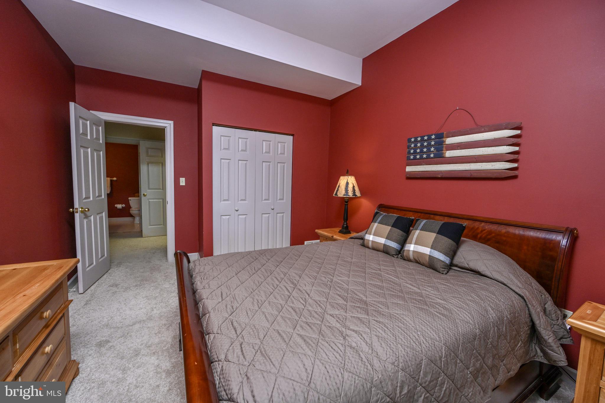 PARADISE FOUND - Residential