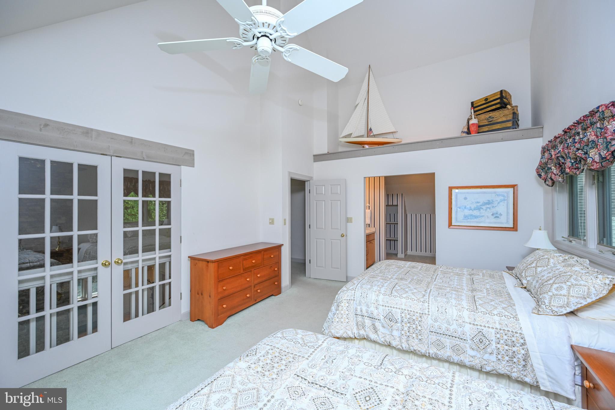 PARADISE FOUND - Residential