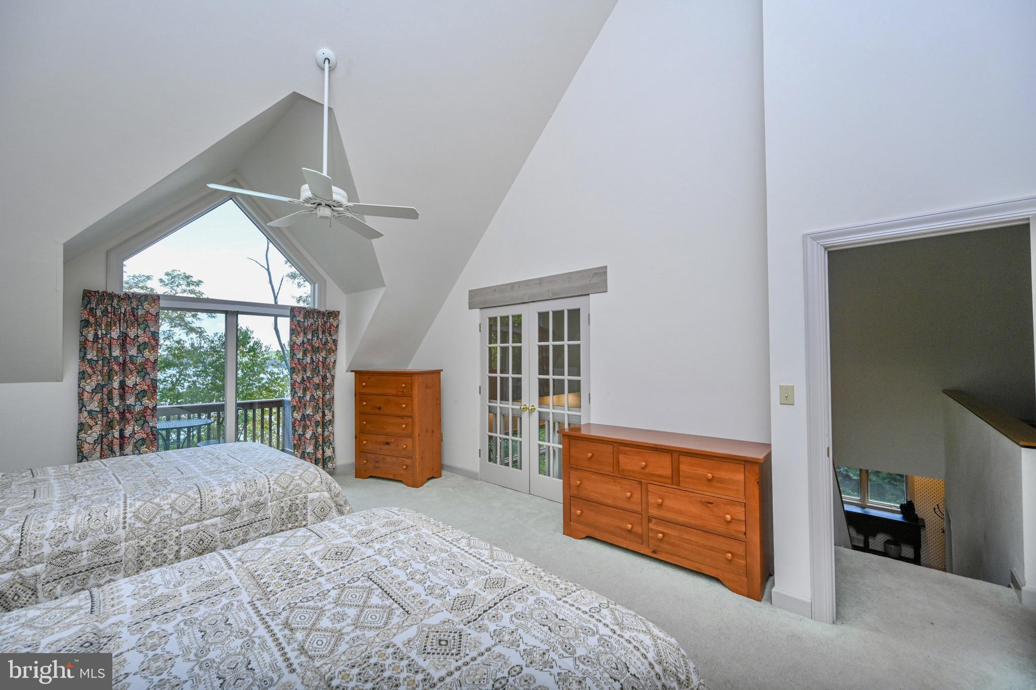 PARADISE FOUND - Residential