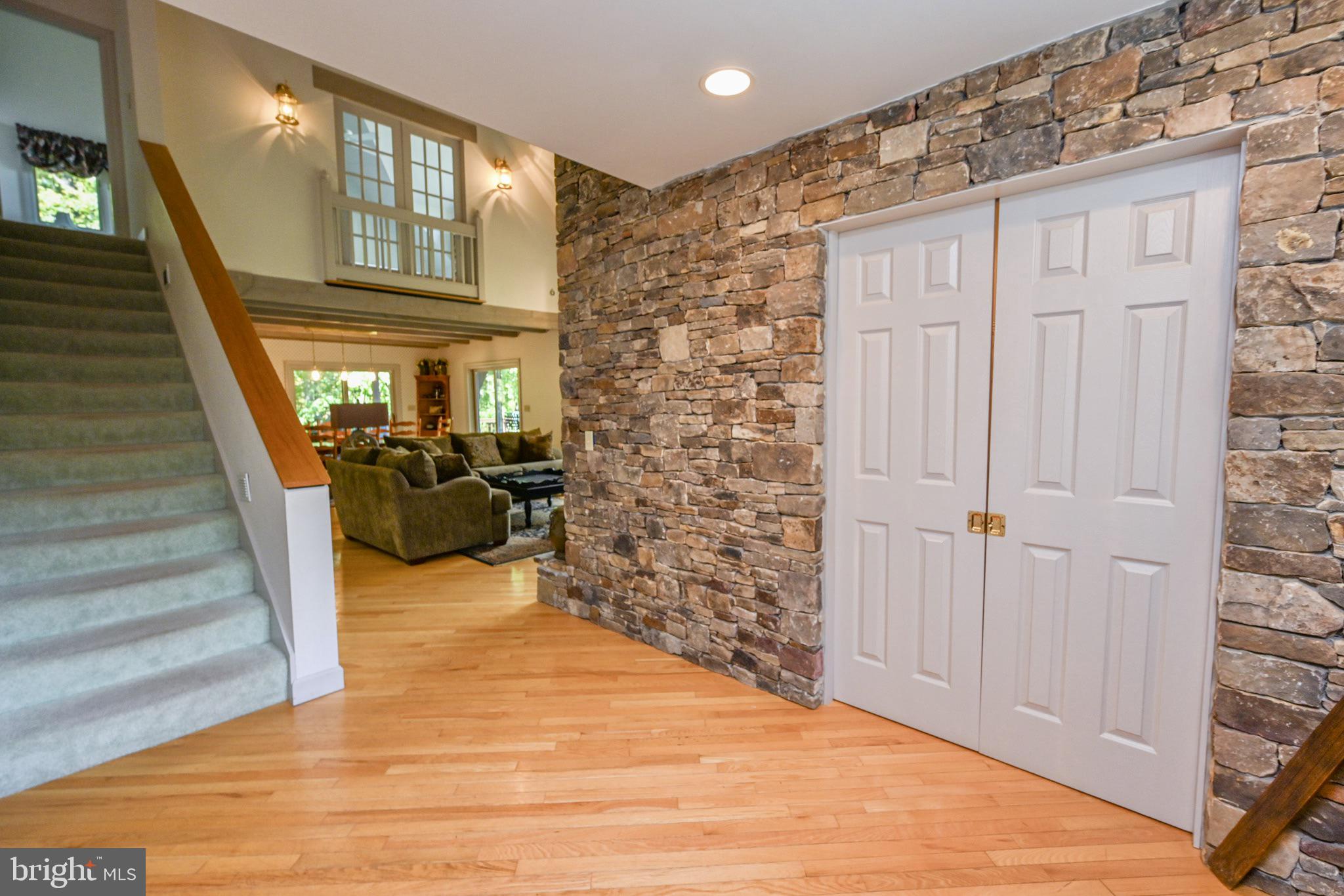 PARADISE FOUND - Residential