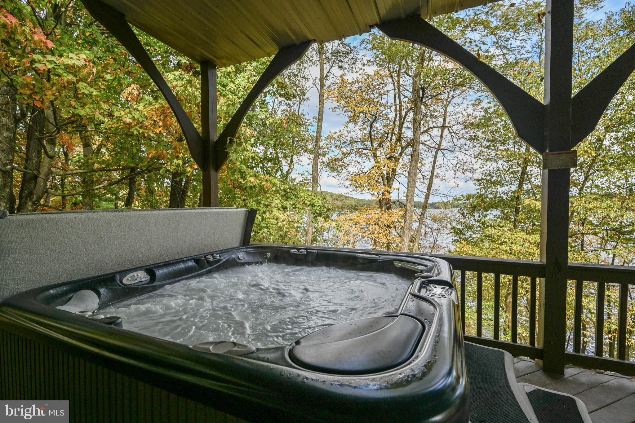 PARADISE FOUND - Residential