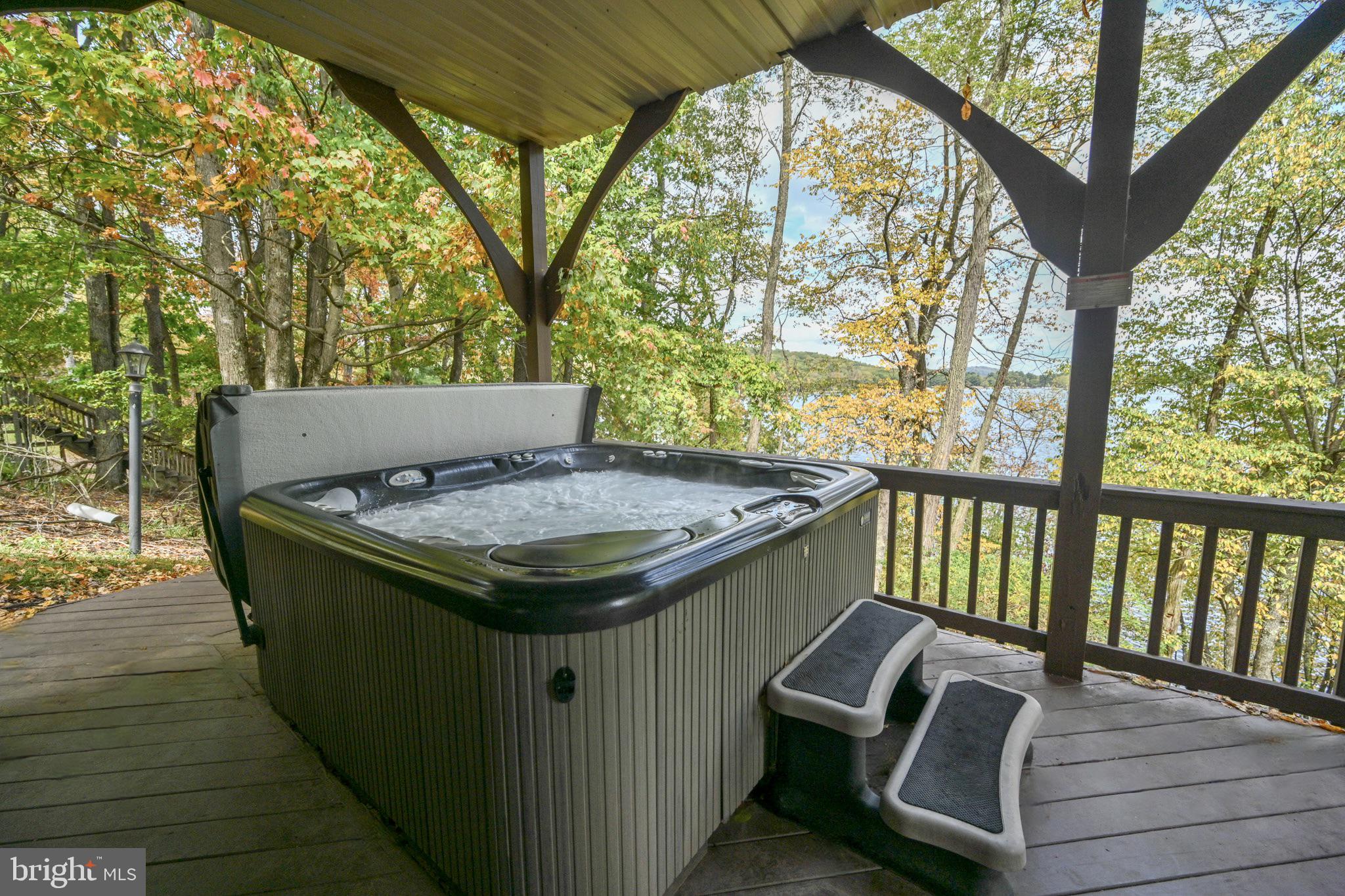 PARADISE FOUND - Residential