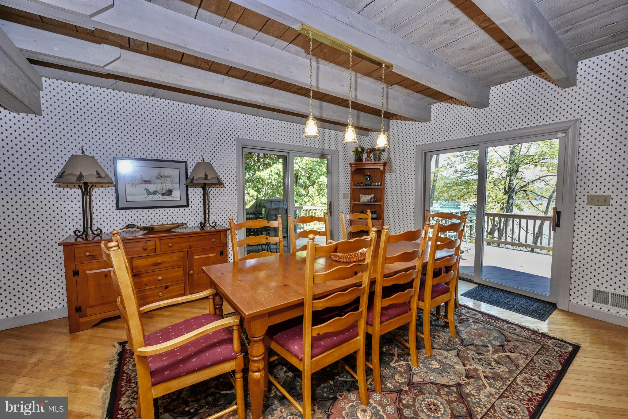 PARADISE FOUND - Residential