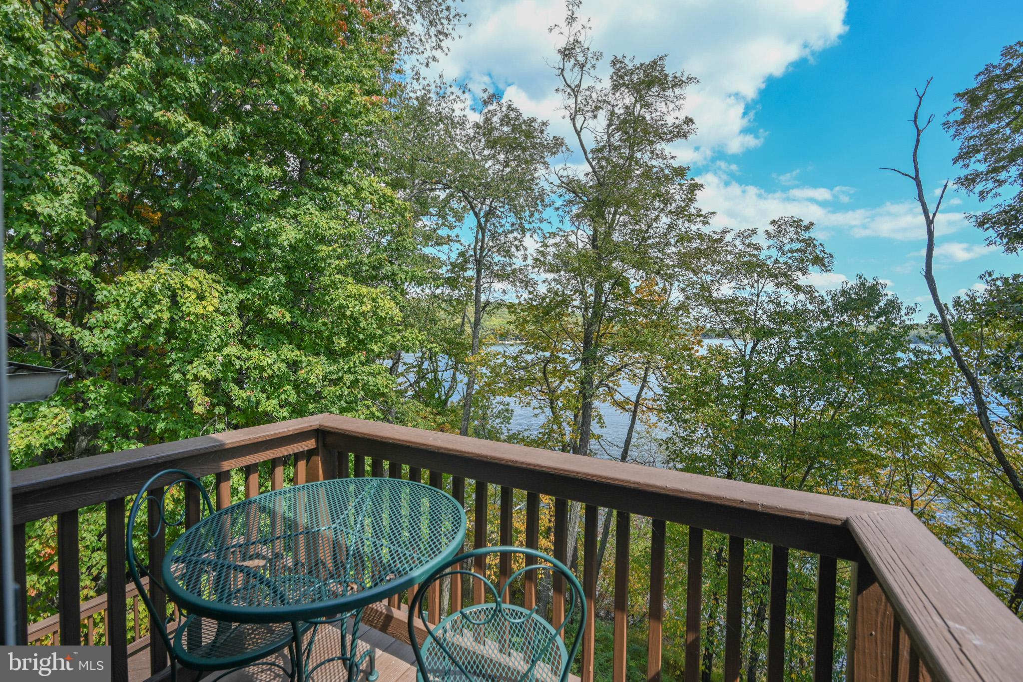 PARADISE FOUND - Residential