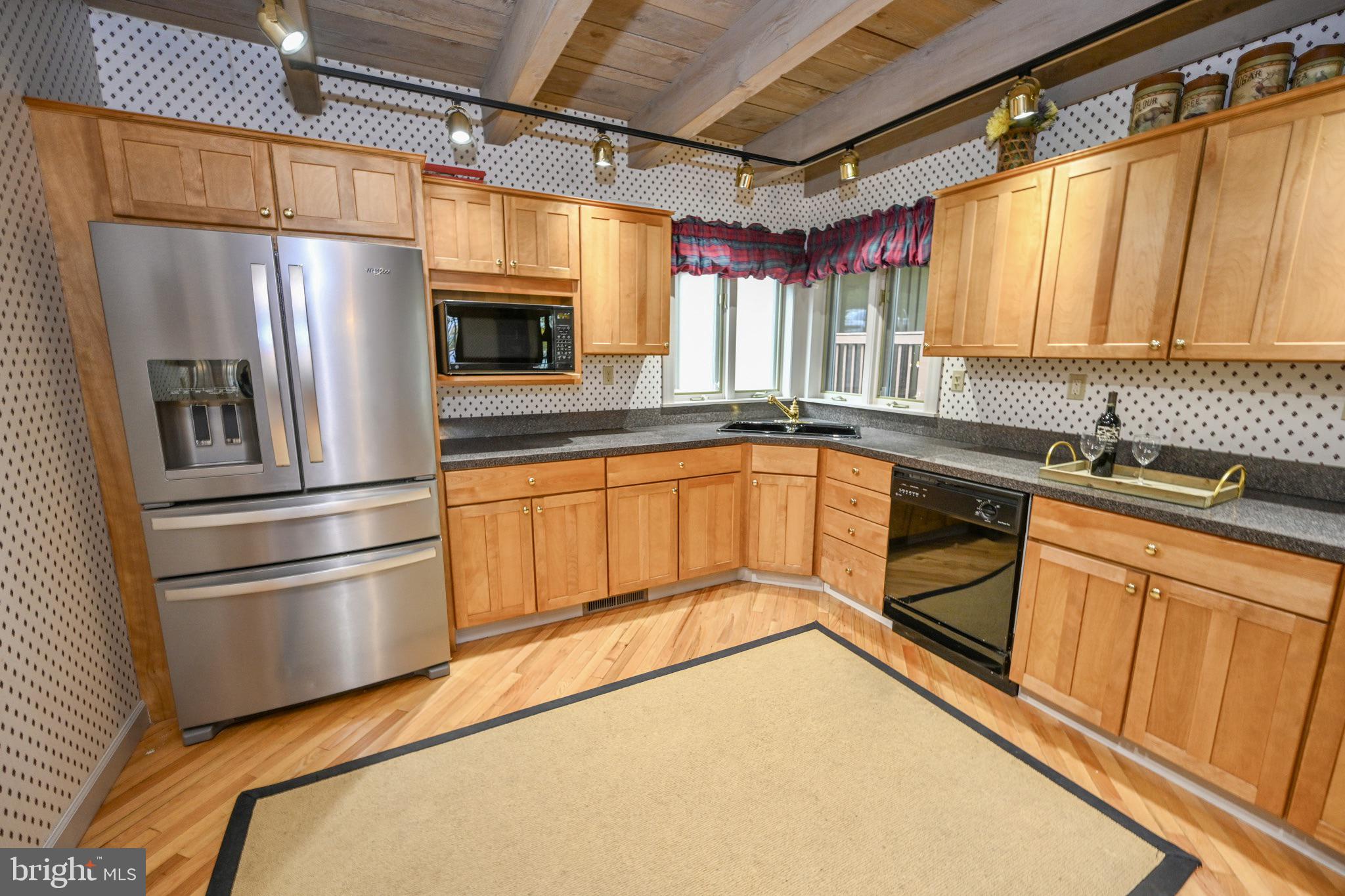 PARADISE FOUND - Residential