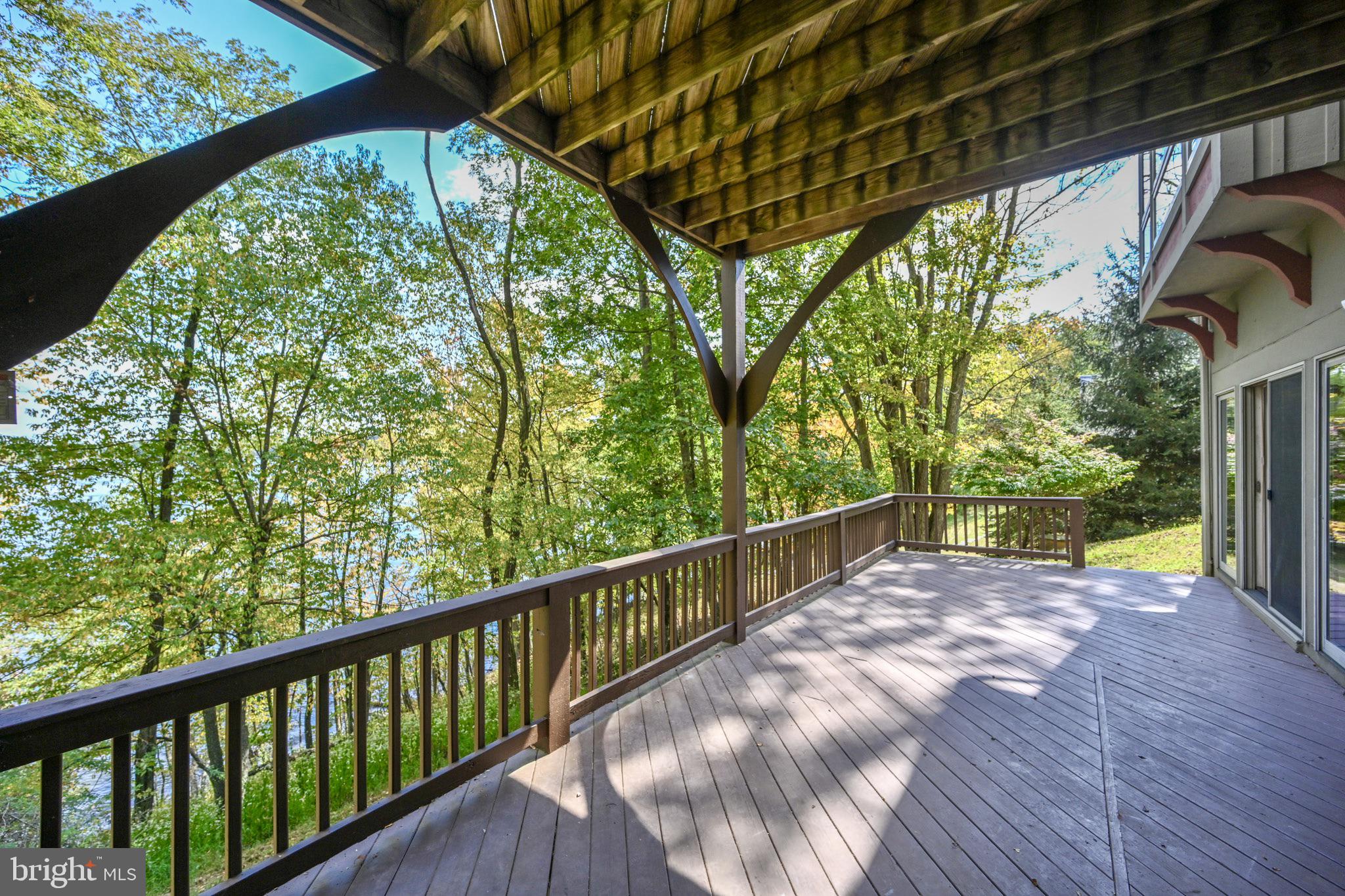 PARADISE FOUND - Residential