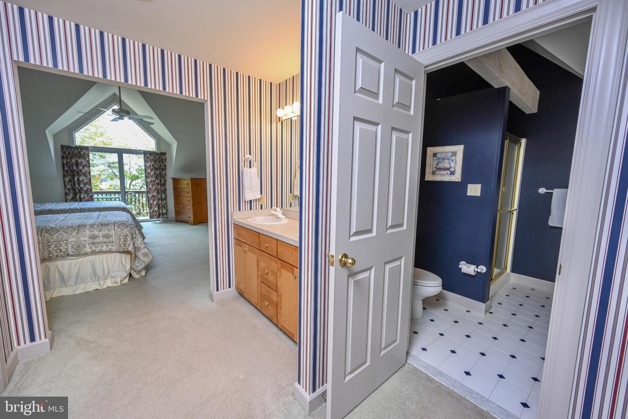 PARADISE FOUND - Residential