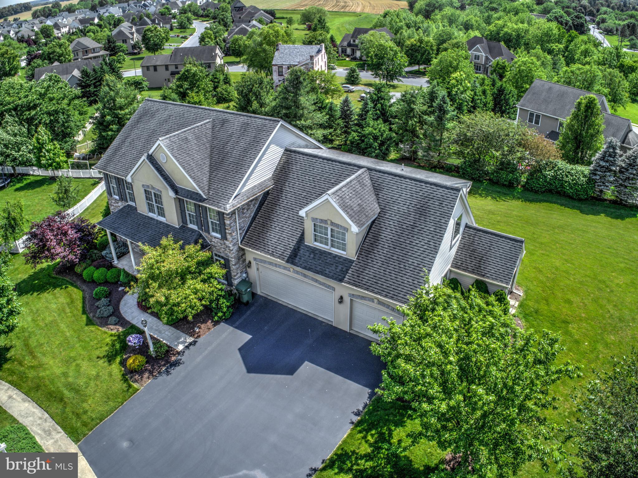 PARKFIELD - Residential