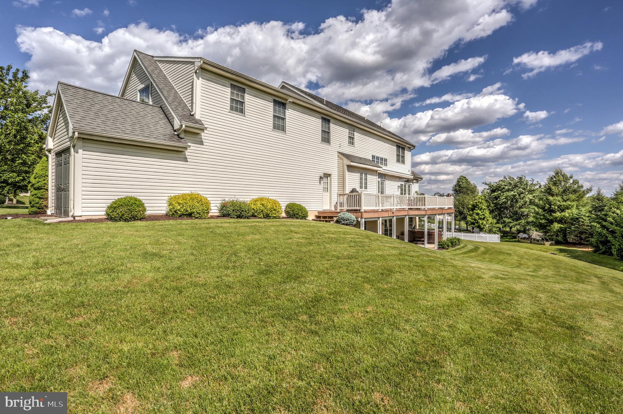 PARKFIELD - Residential