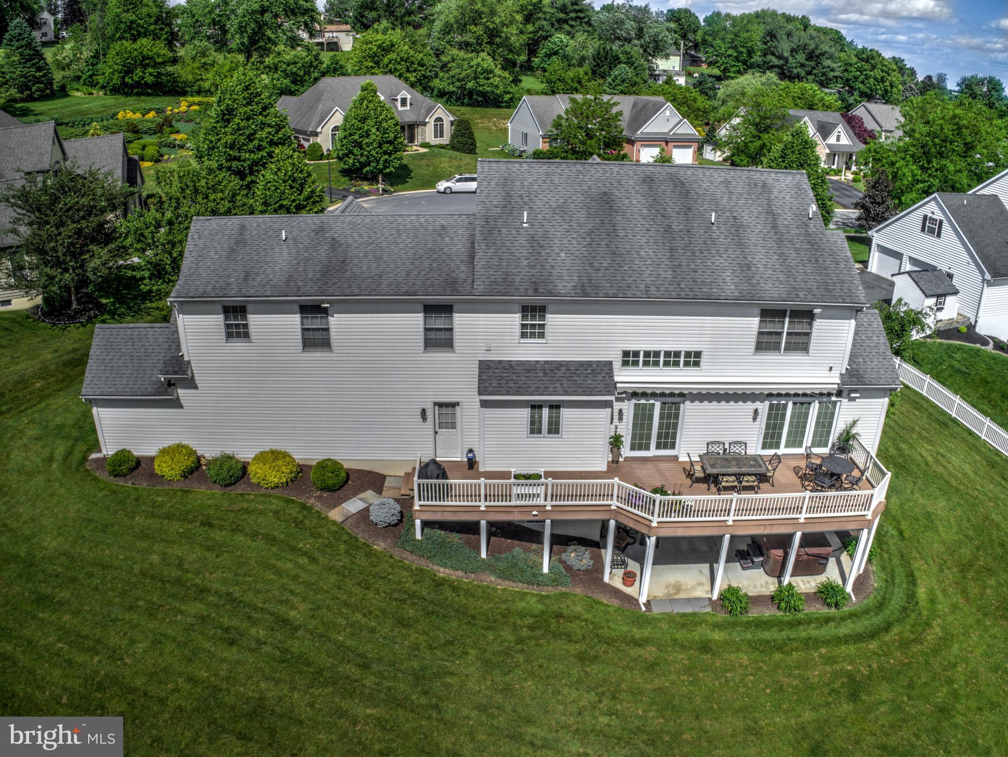 PARKFIELD - Residential