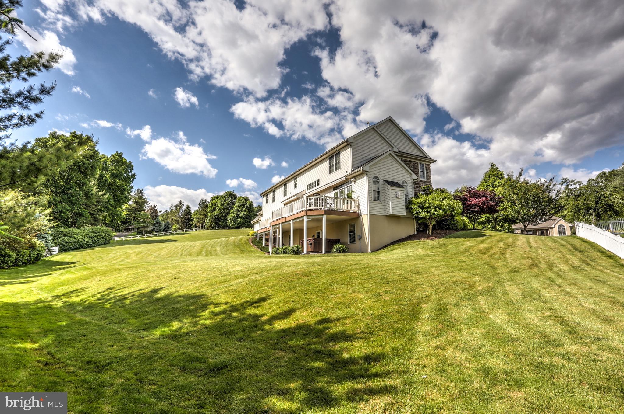 PARKFIELD - Residential