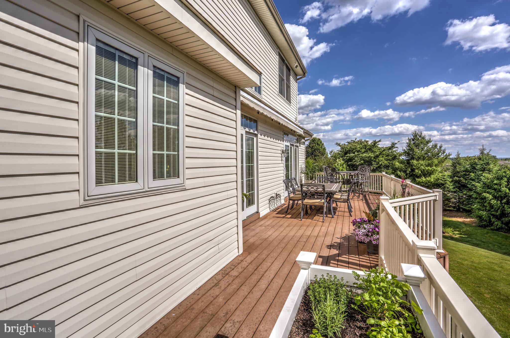 PARKFIELD - Residential