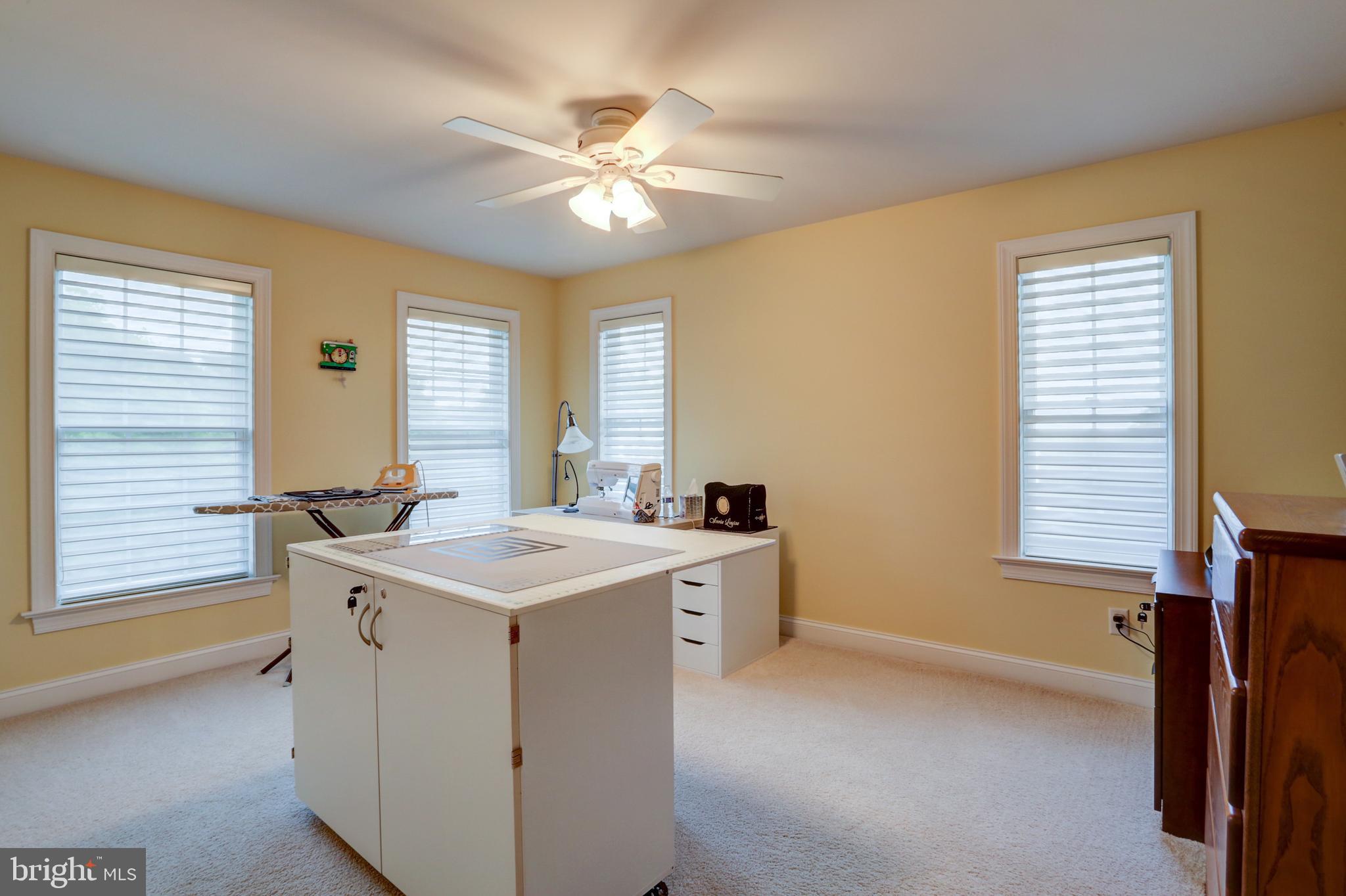 PARKFIELD - Residential