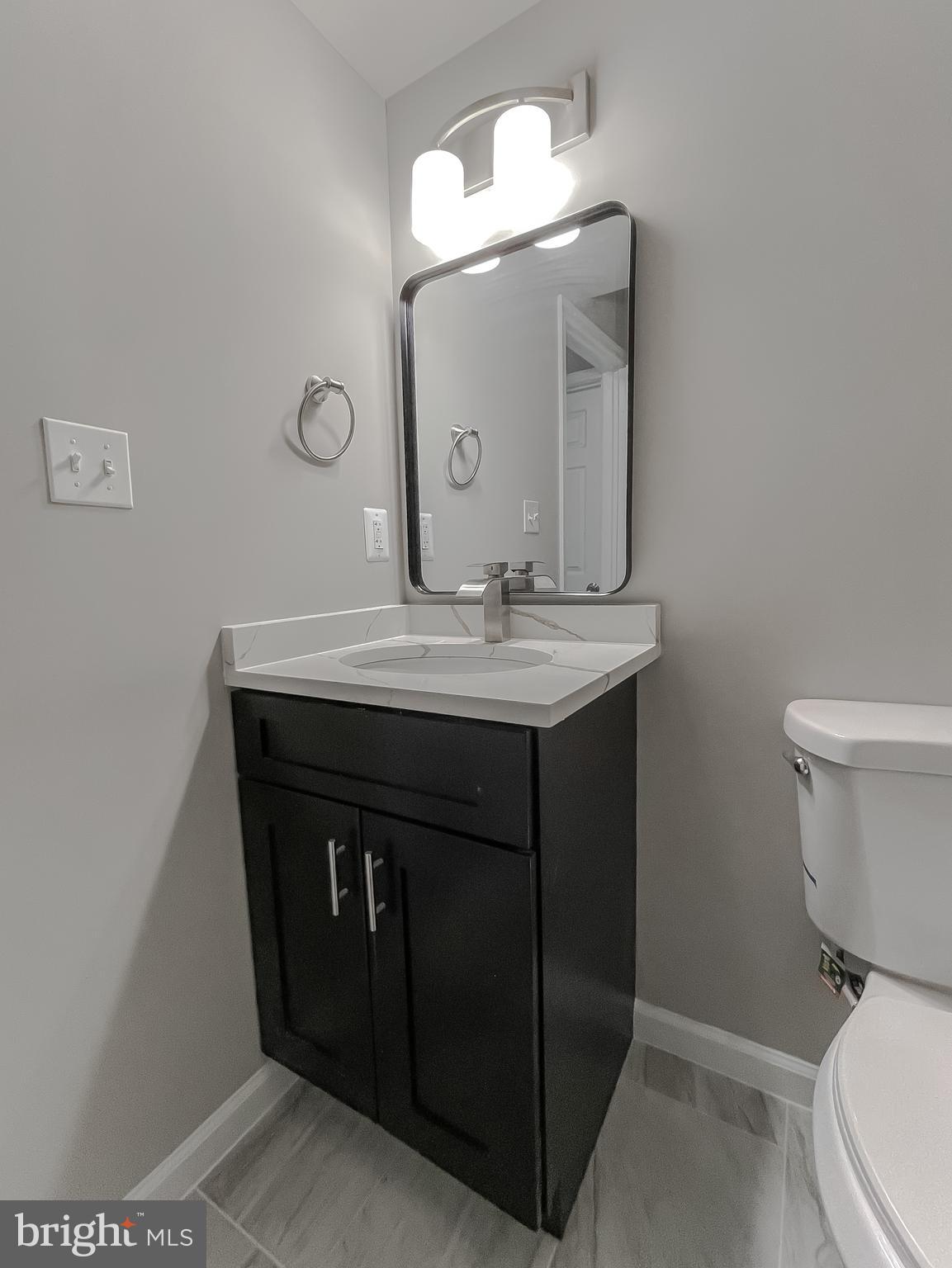 SOUTH HAMPTON - Residential