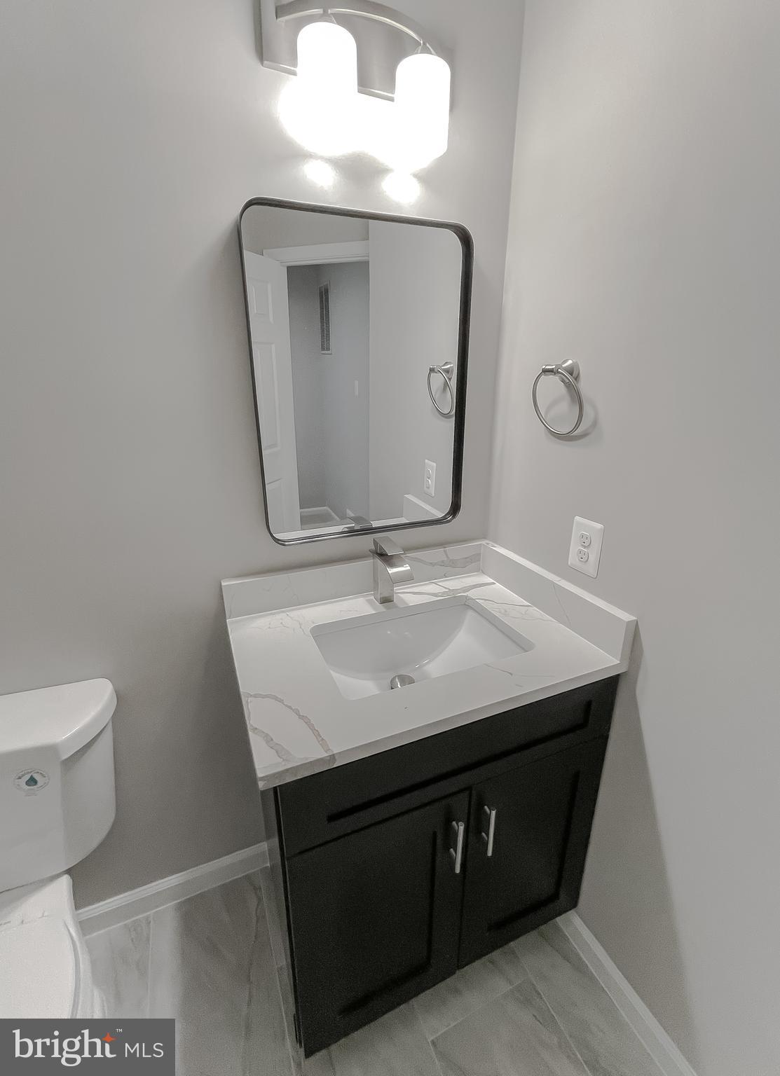 SOUTH HAMPTON - Residential