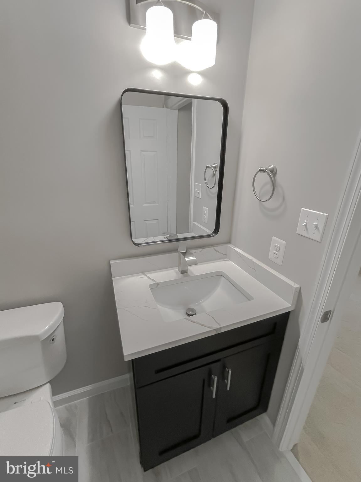 SOUTH HAMPTON - Residential