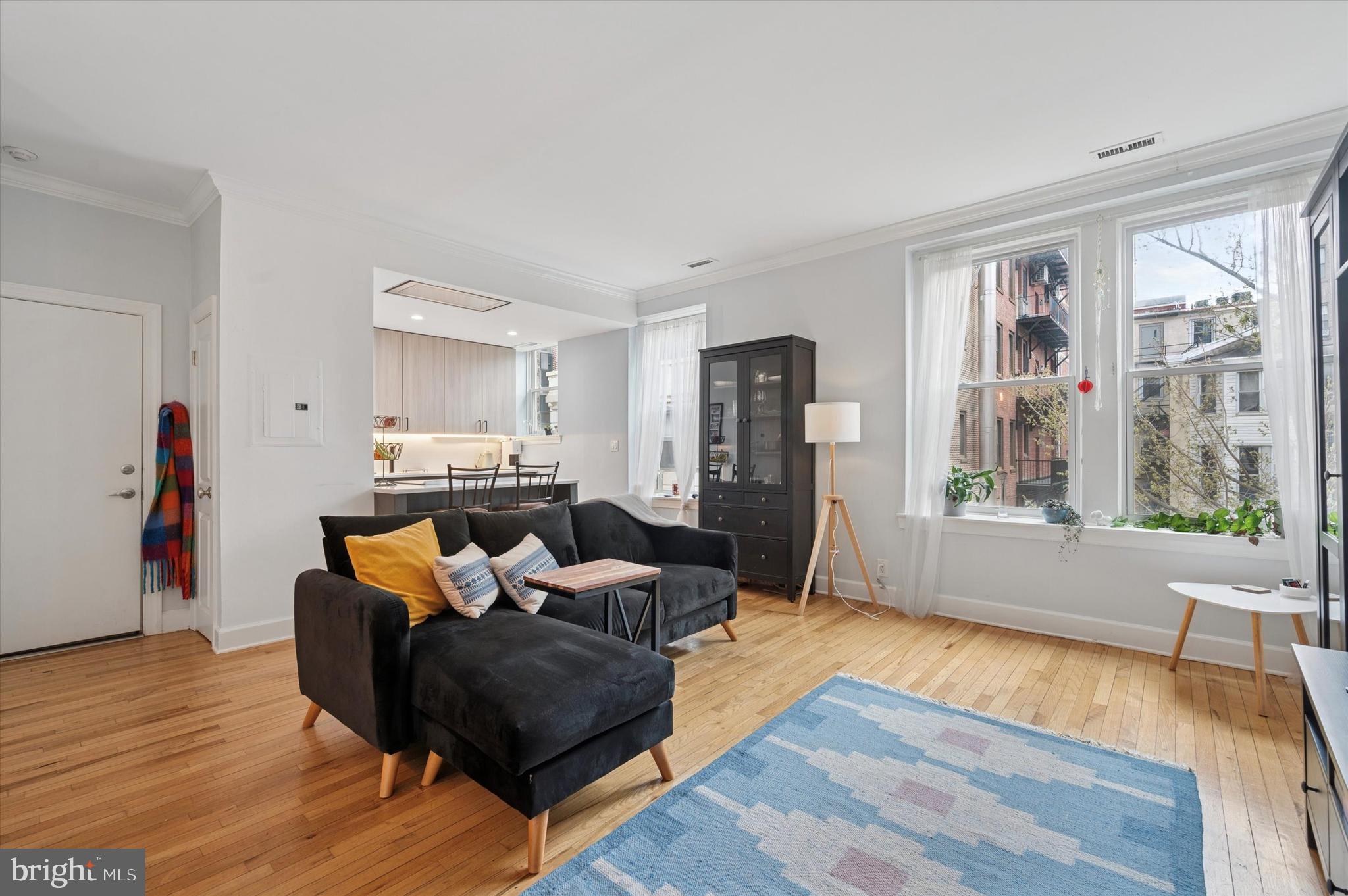 242 S 13TH STREET E