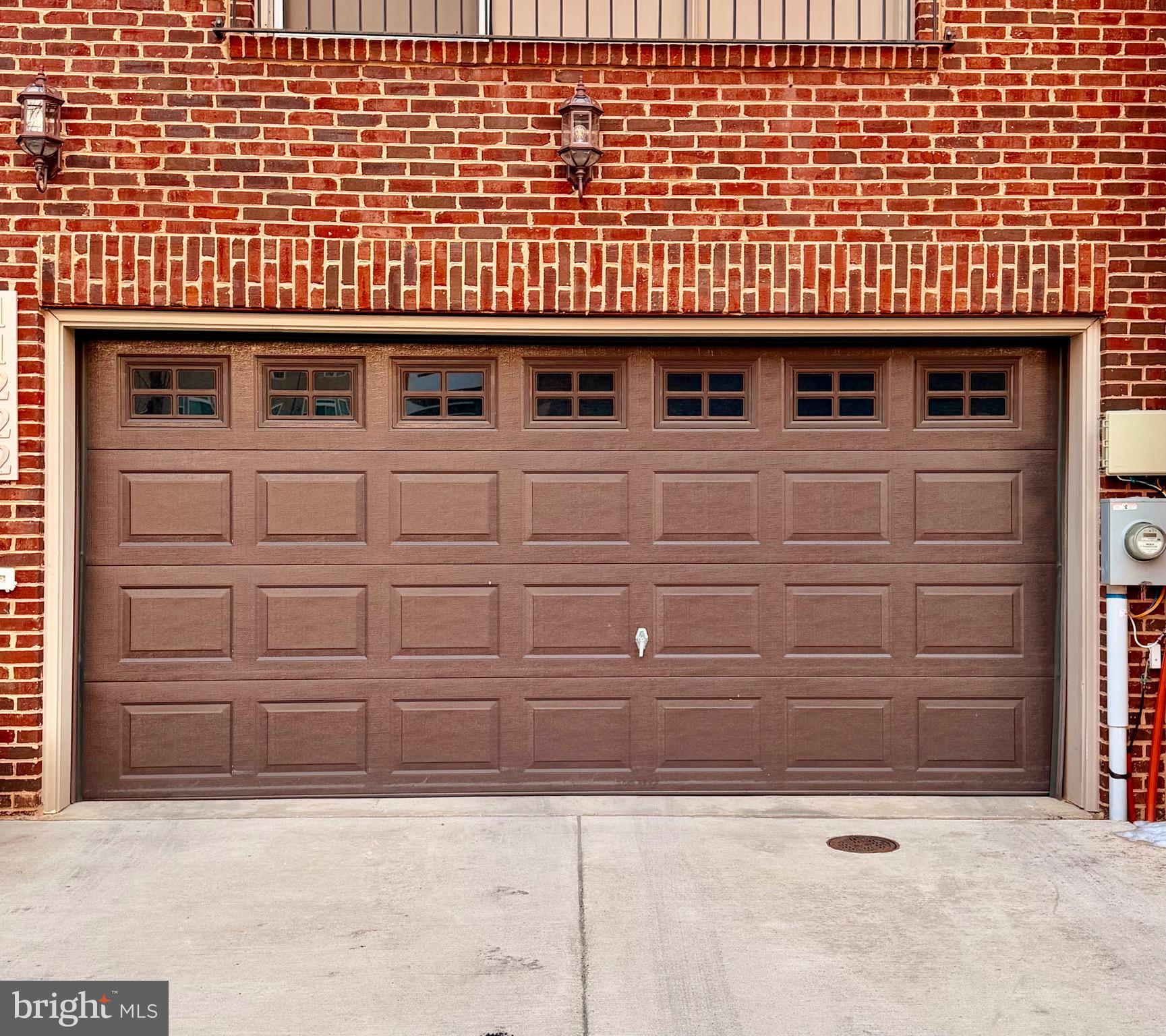 HAMILTON PARK - Residential