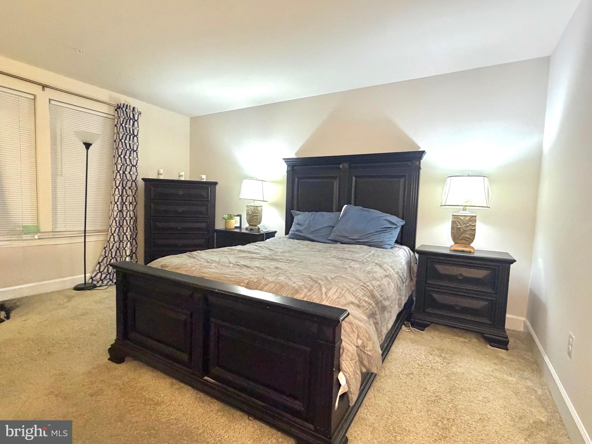 HAMILTON PARK - Residential