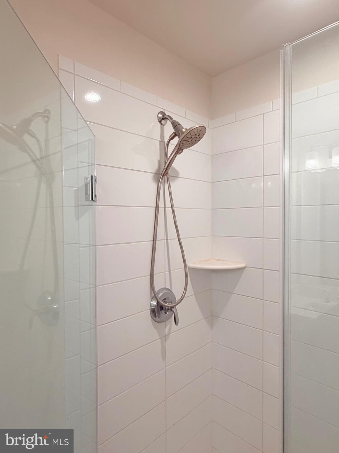 HAMILTON PARK - Residential