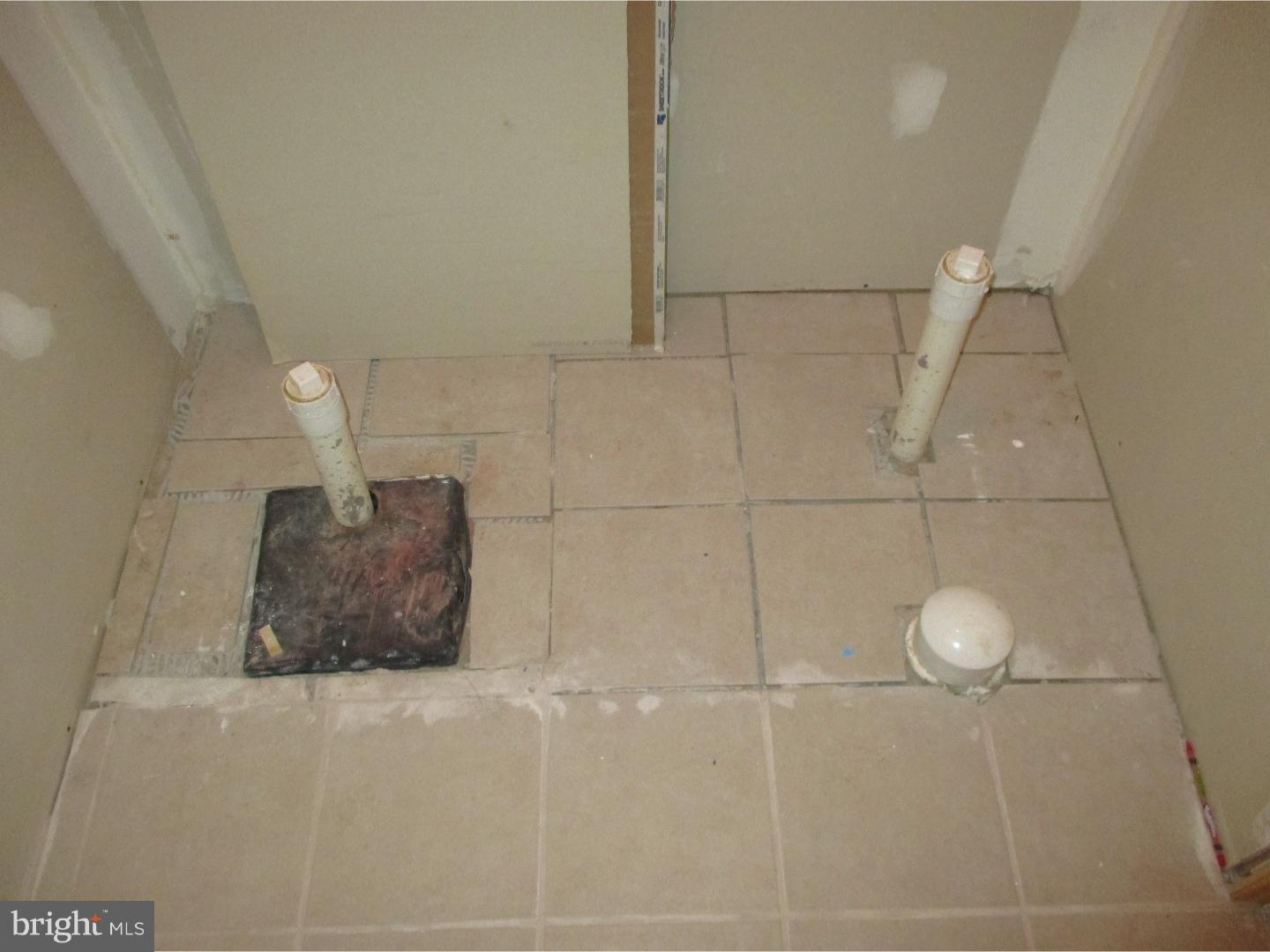 PERSIMMON CREEK - Residential