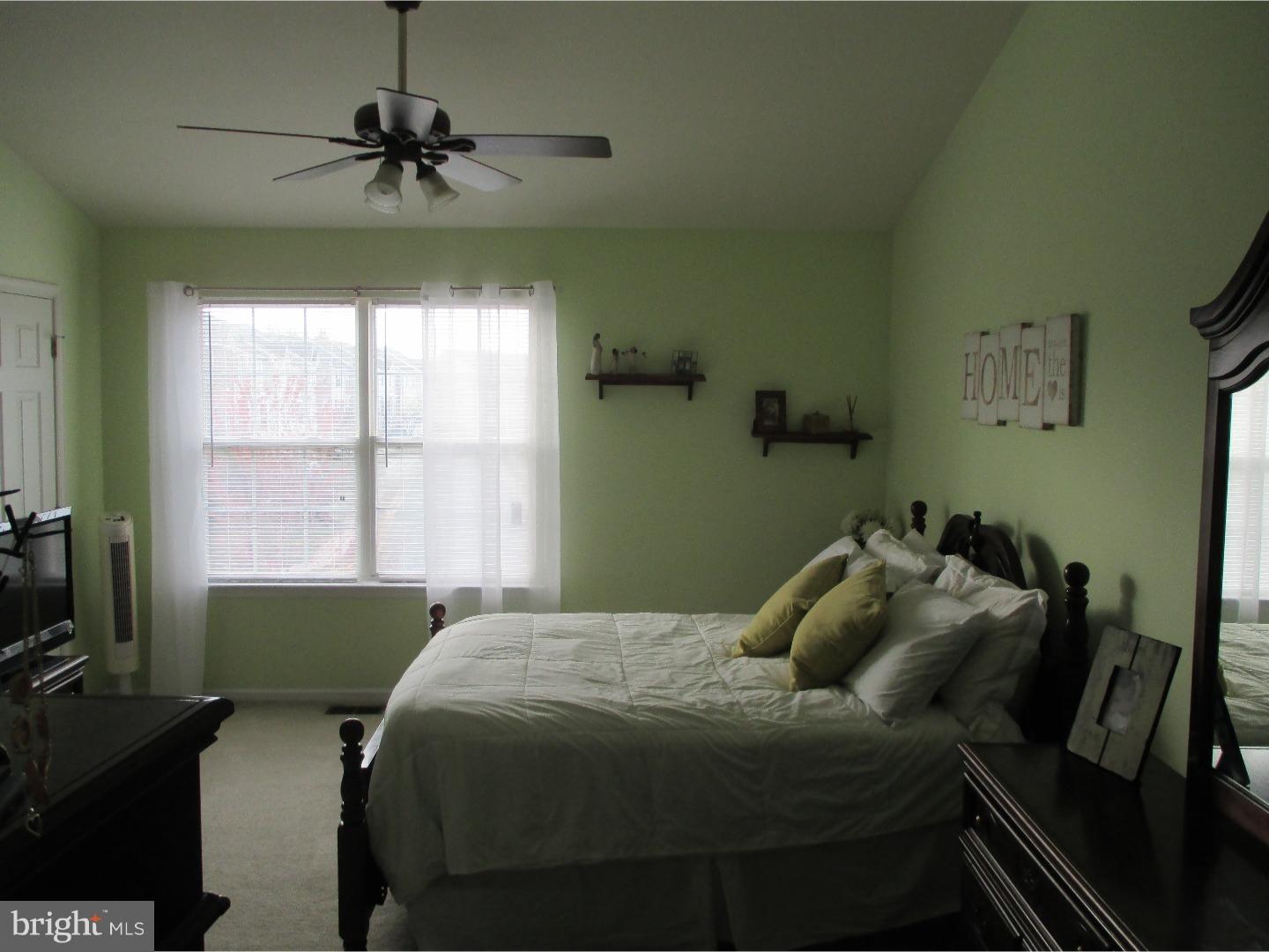 PERSIMMON CREEK - Residential