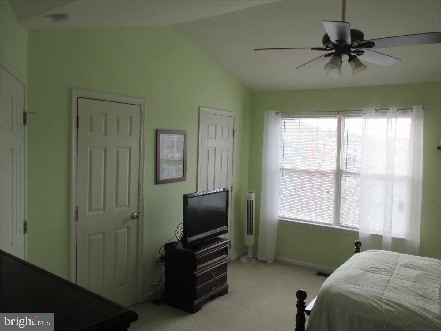 PERSIMMON CREEK - Residential