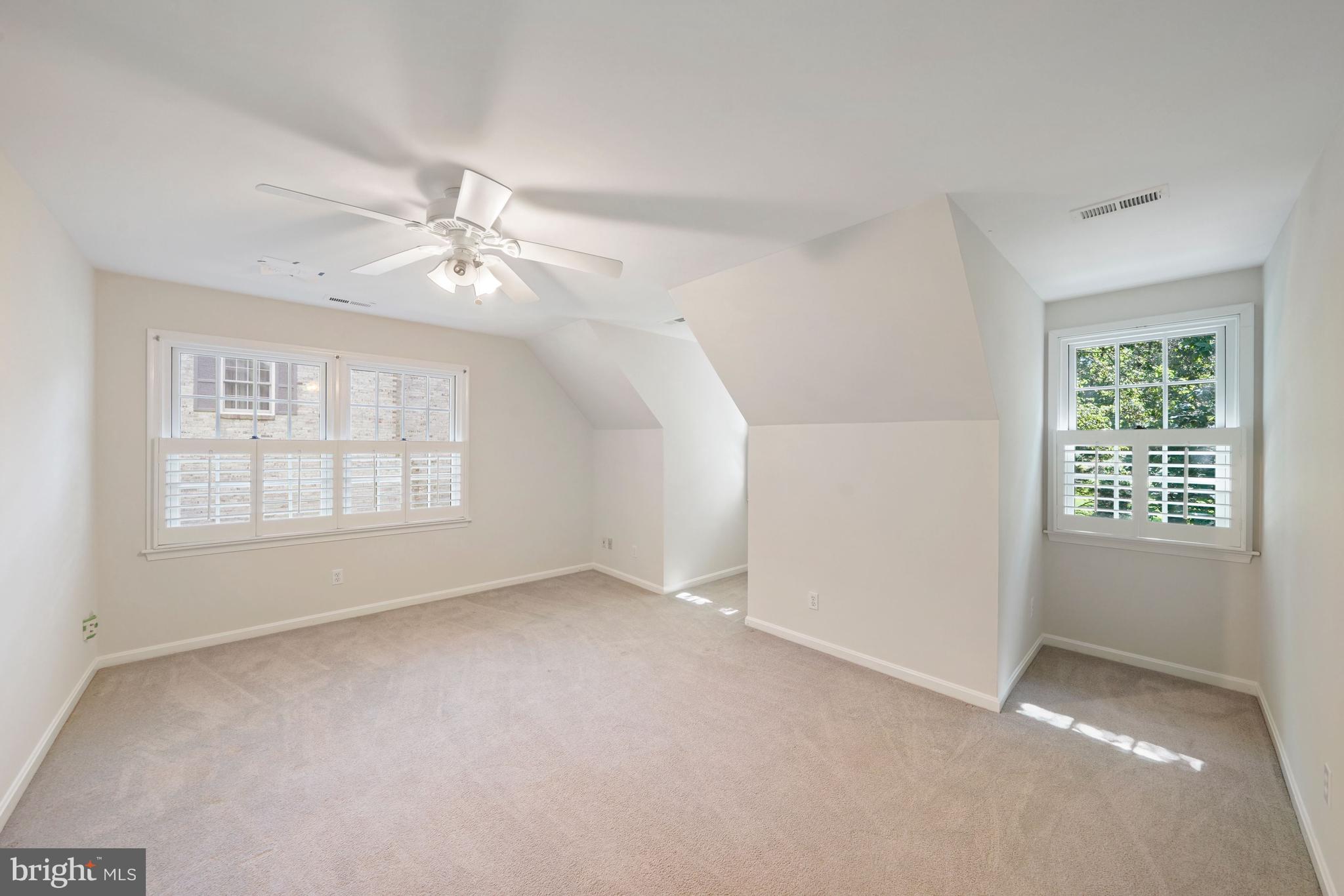 LYNWOOD - Residential