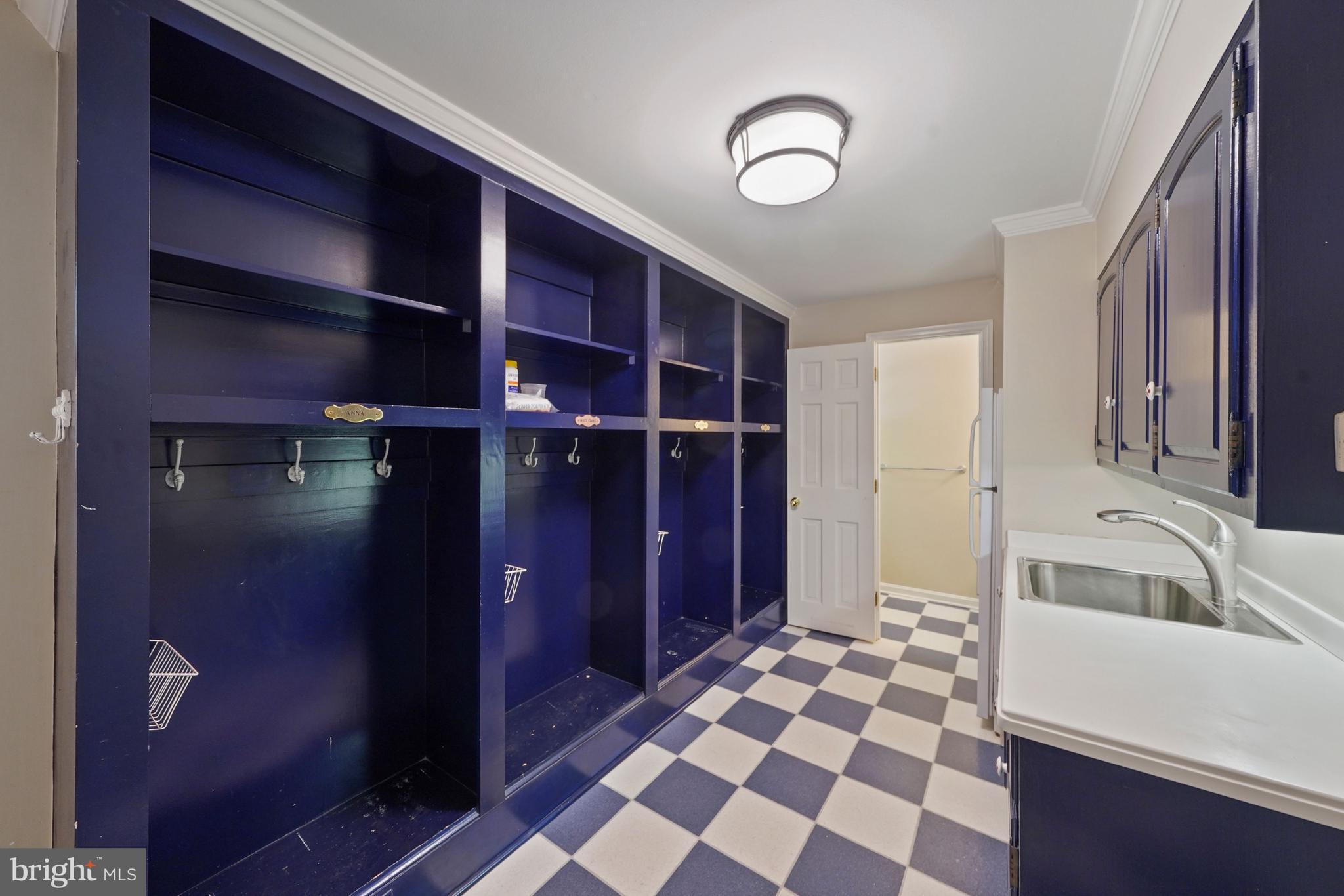 LYNWOOD - Residential